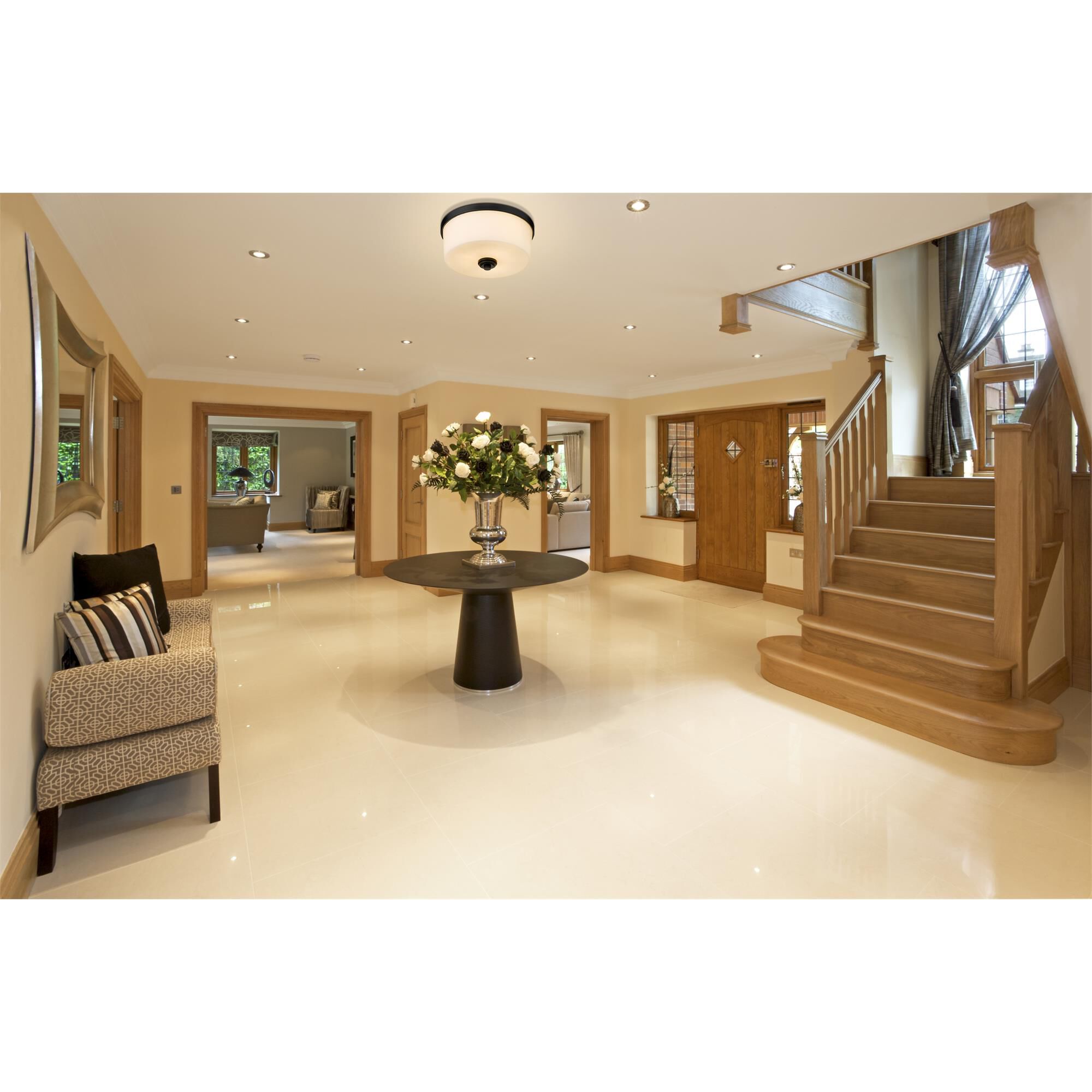 Shown in Matte Black finish and Glass shade