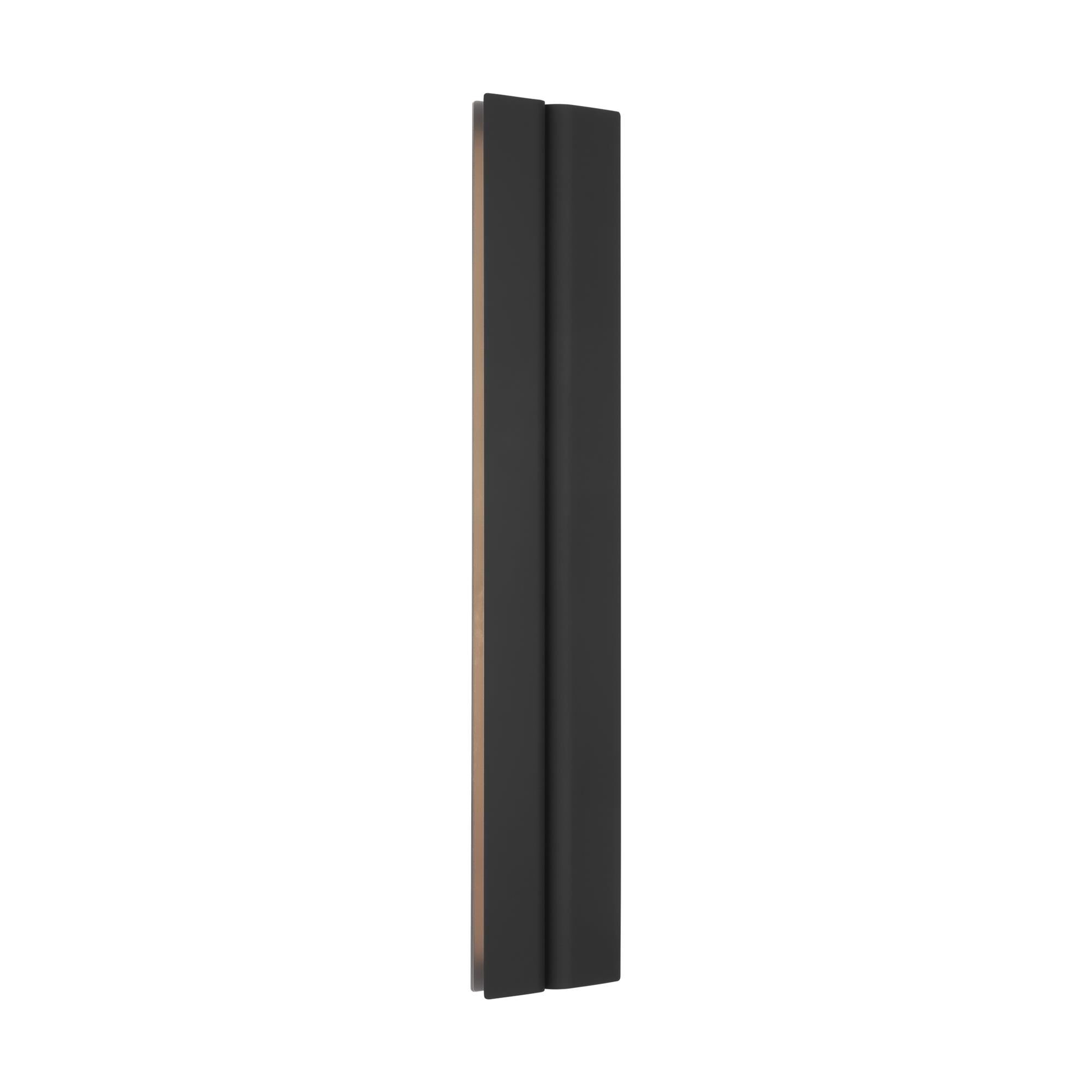 Shown in Nightshade Black finish and Aluminum shade
