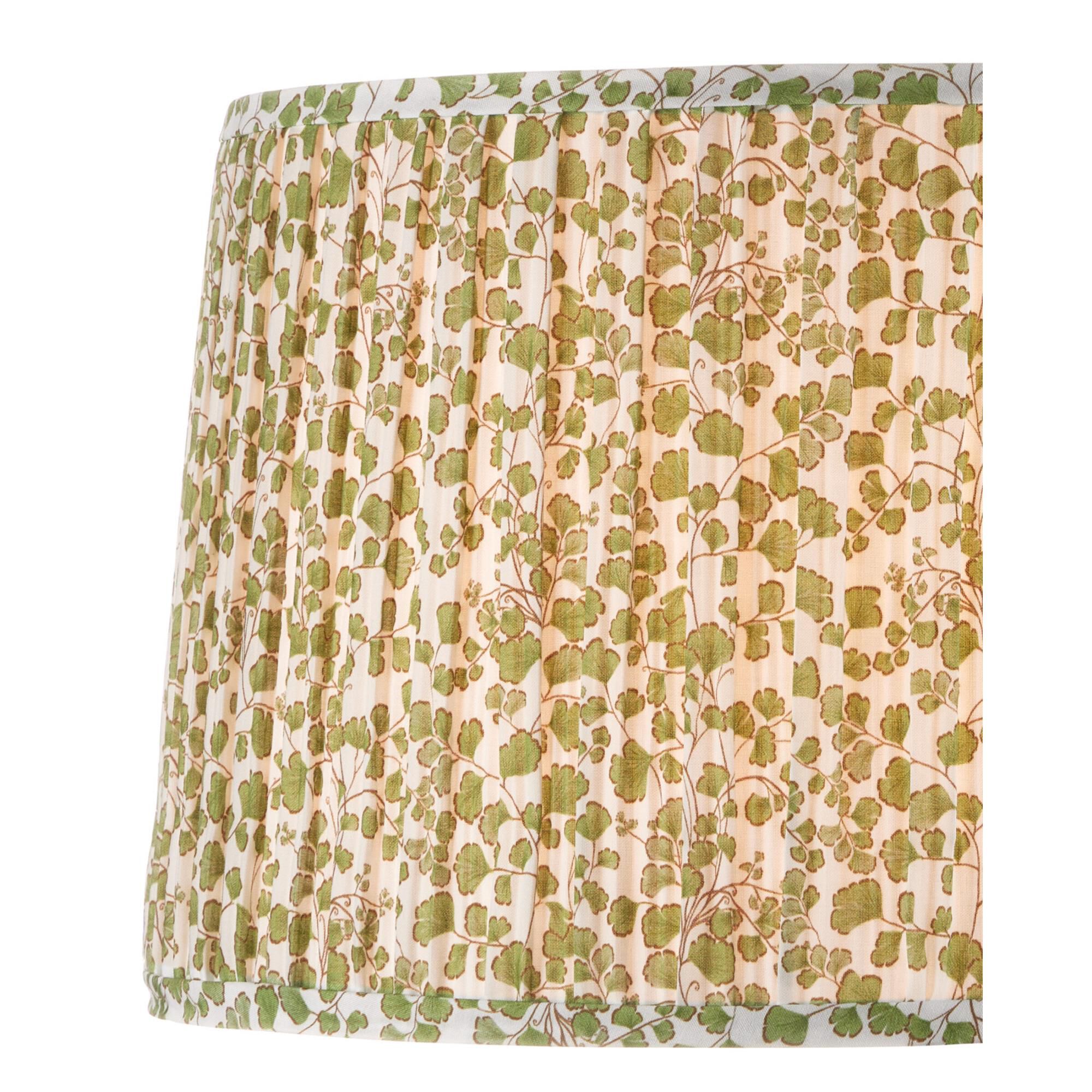 Maiden Accessory Shade,