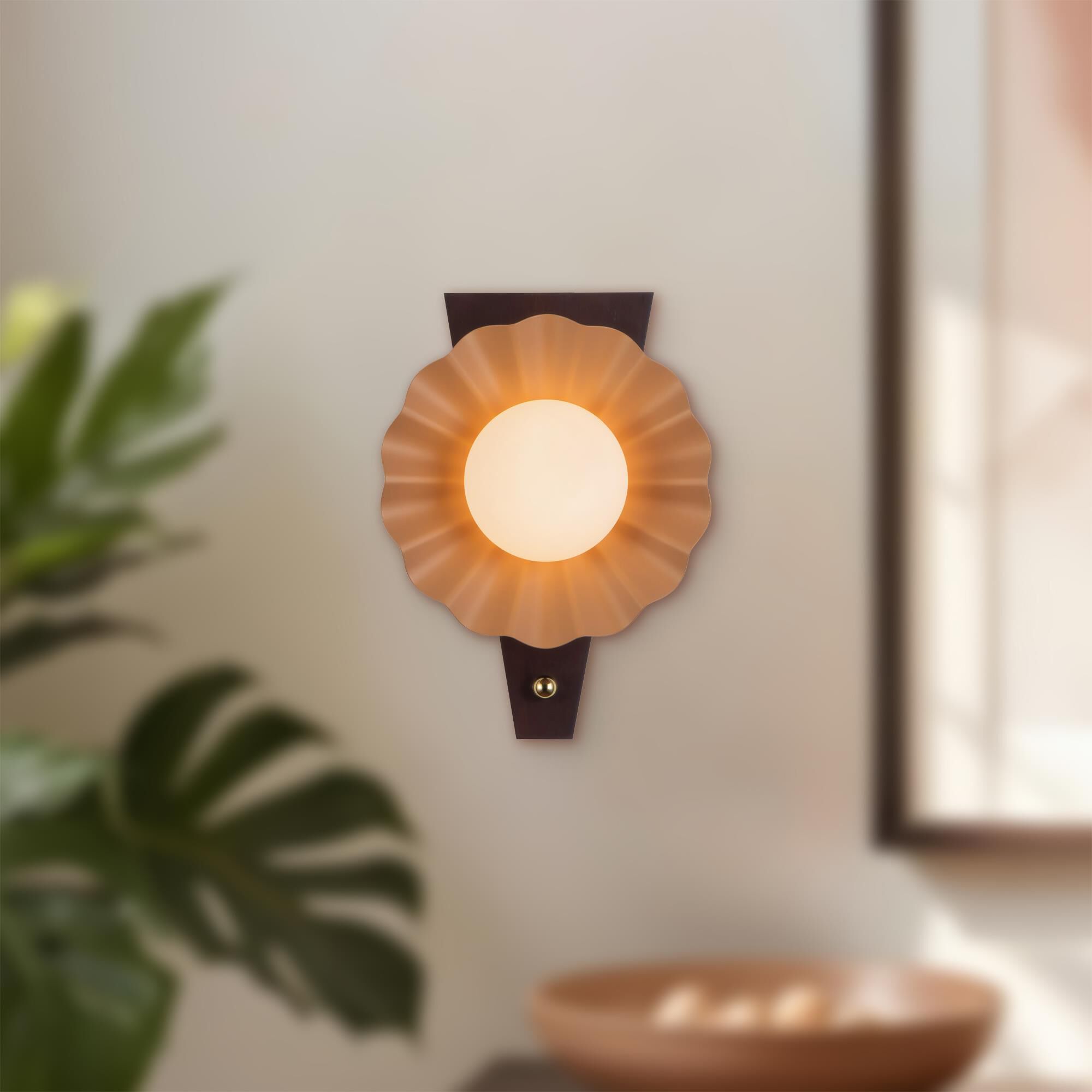 Shown in Peach finish and Matte Opal glass