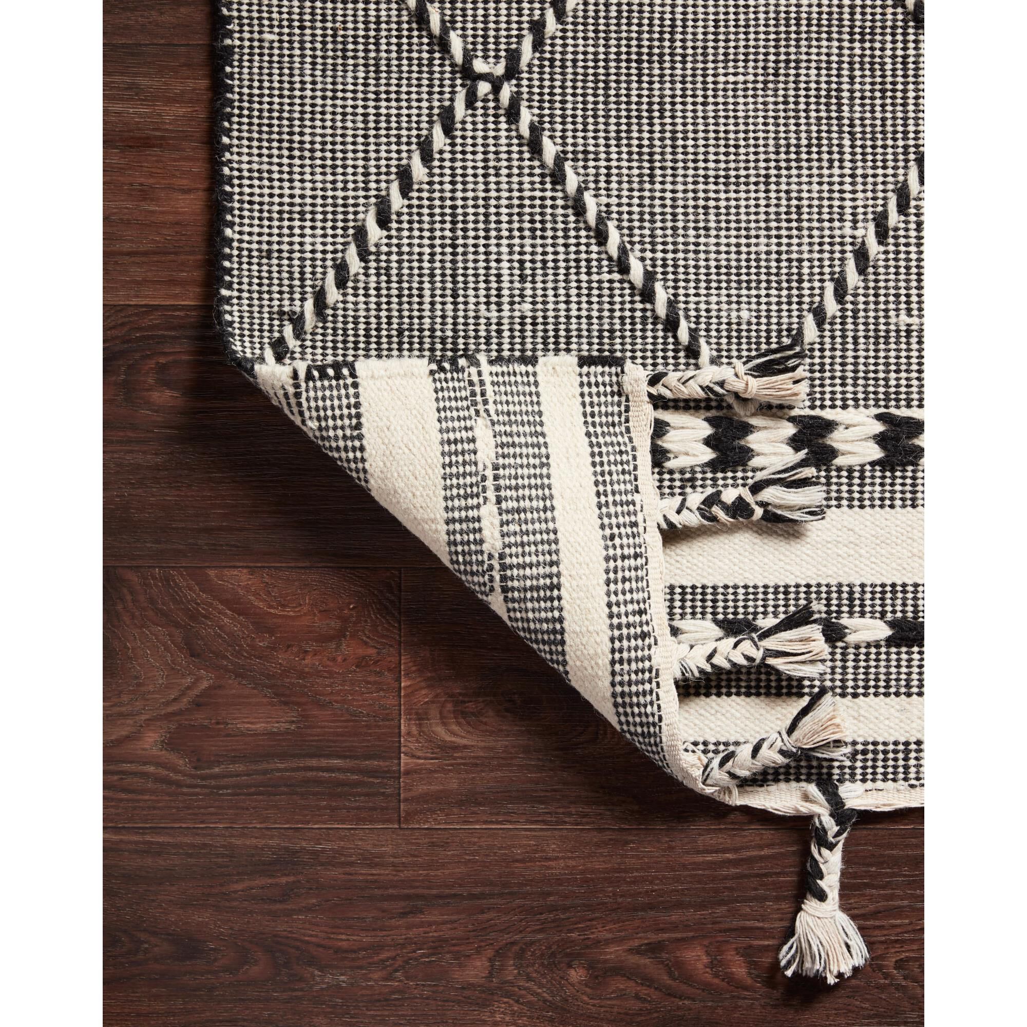 Sawyer Area Rug by Loloi Rugs