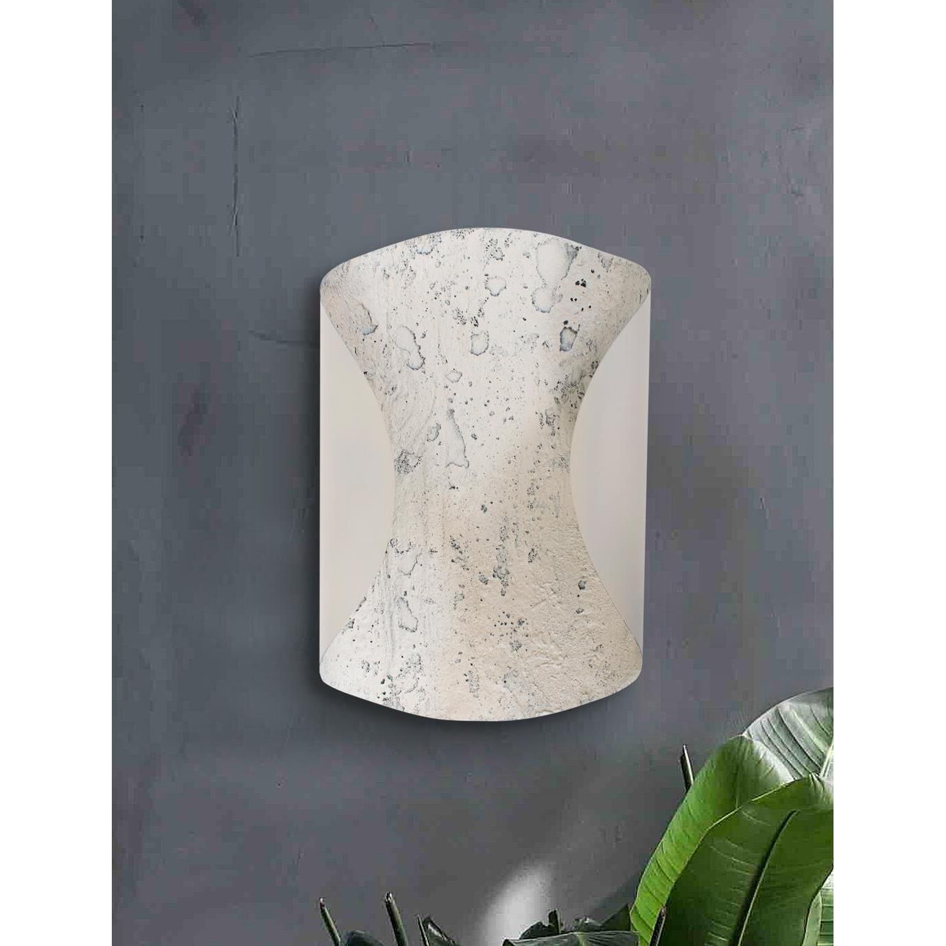 Shown in Textured finish