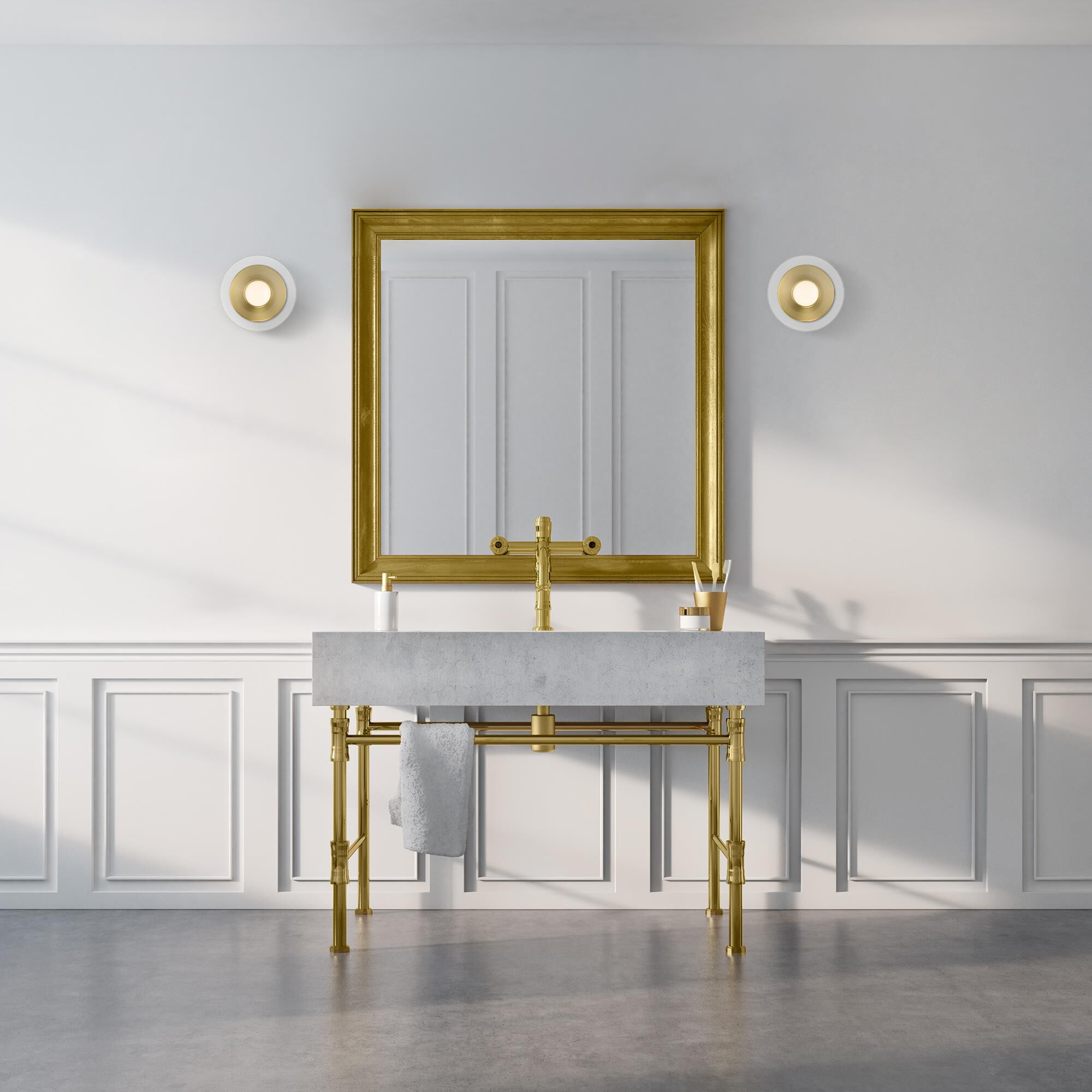 Shown in Brushed Gold finish and Clear glass