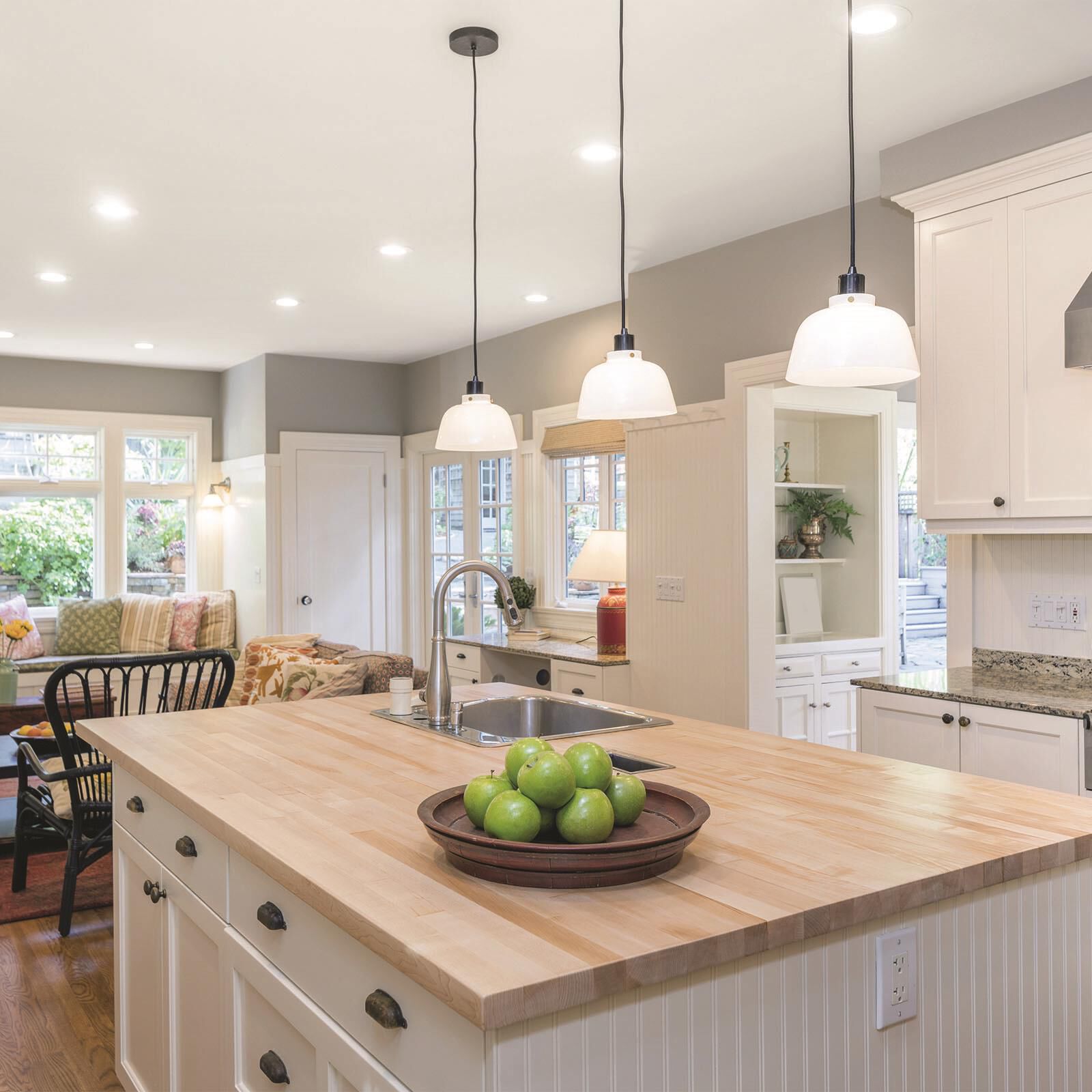 Dimmable 9 Watt 4000K LED Light Bulb,