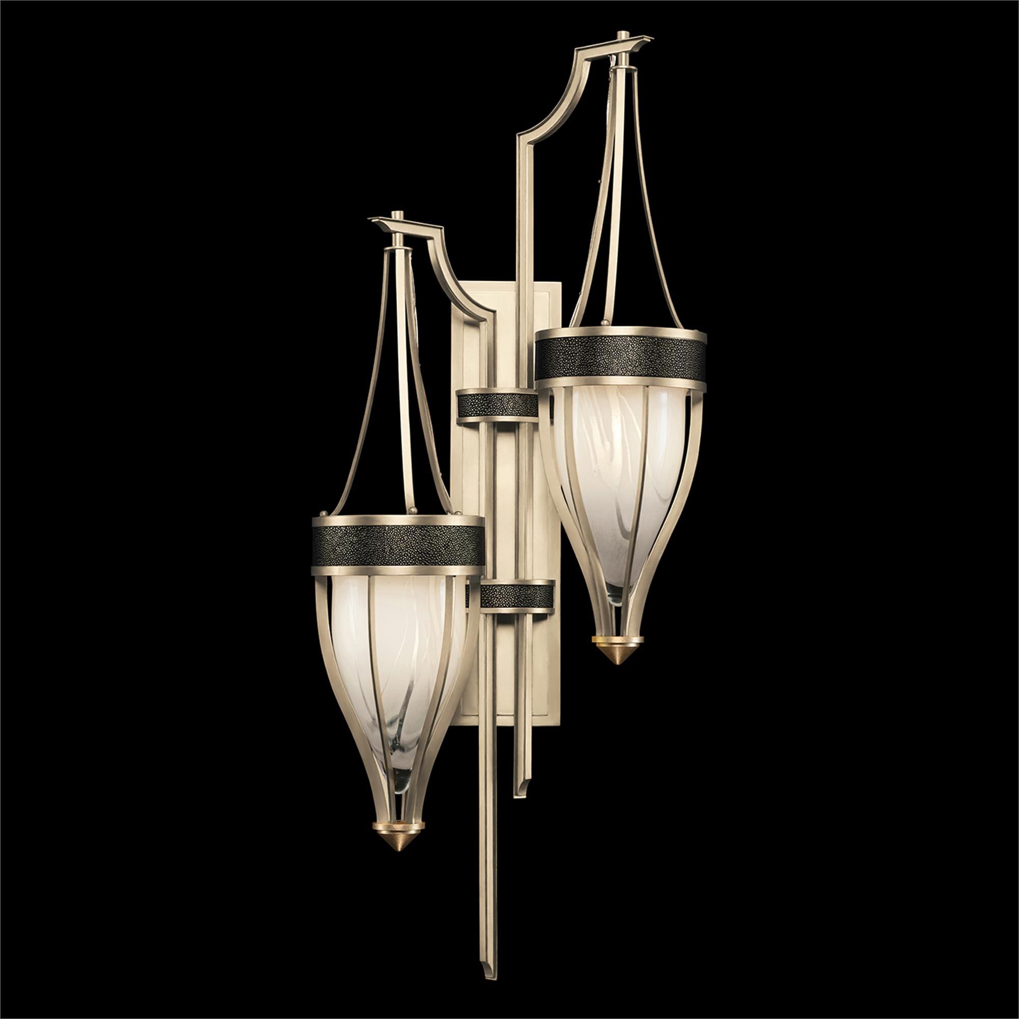 Shown in Champagne and Brass  finish and Black Knight accent