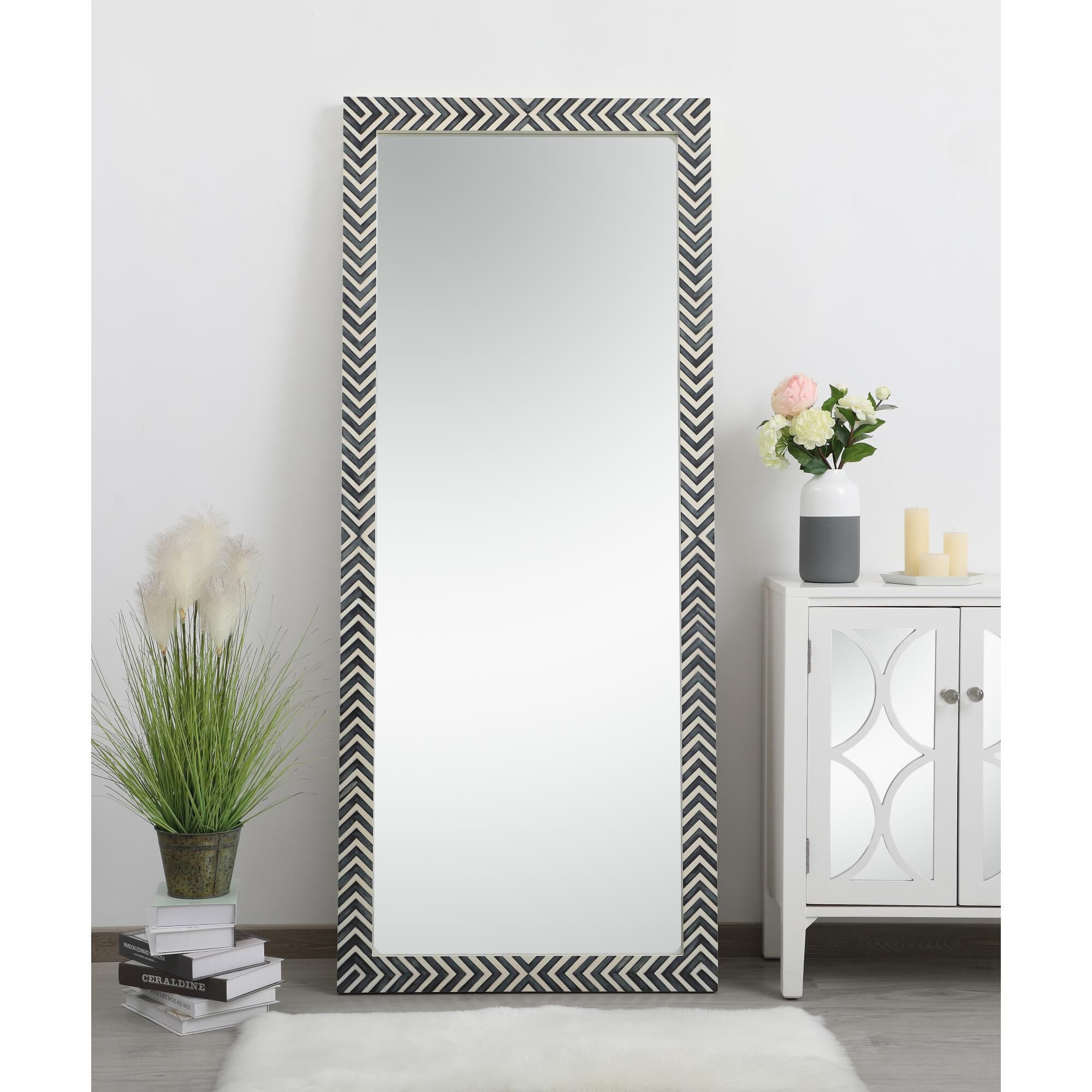 Shown in Chevron finish