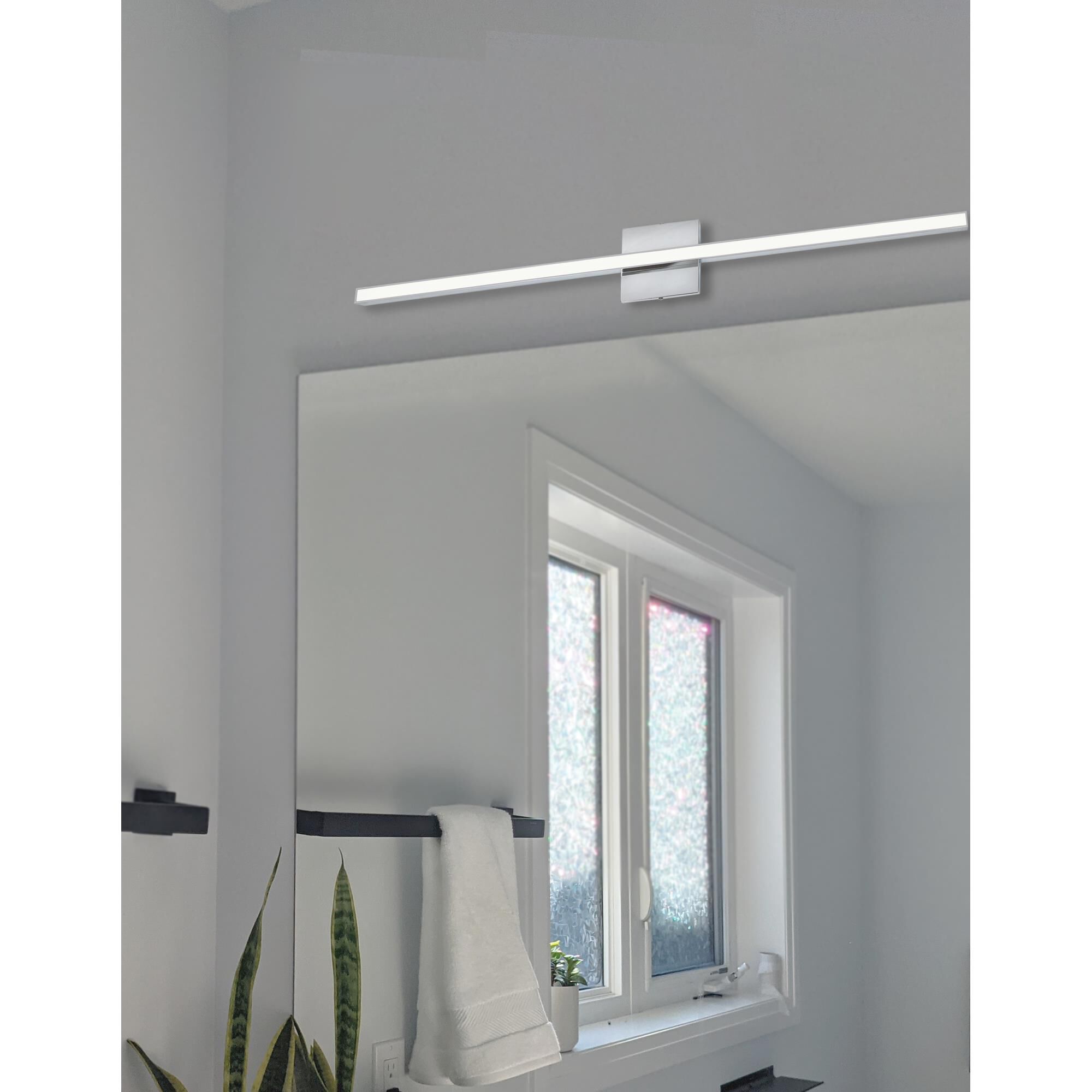 Alexander 36 Inch Bath Vanity Light by Dainolite