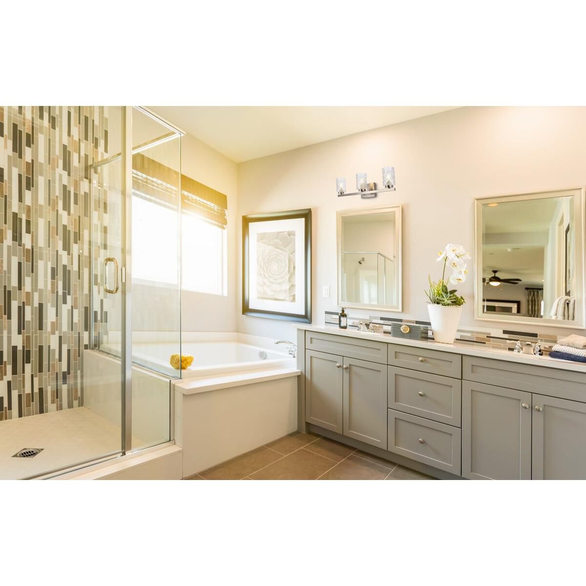 Shown in Satin Nickel finish and Clear glass