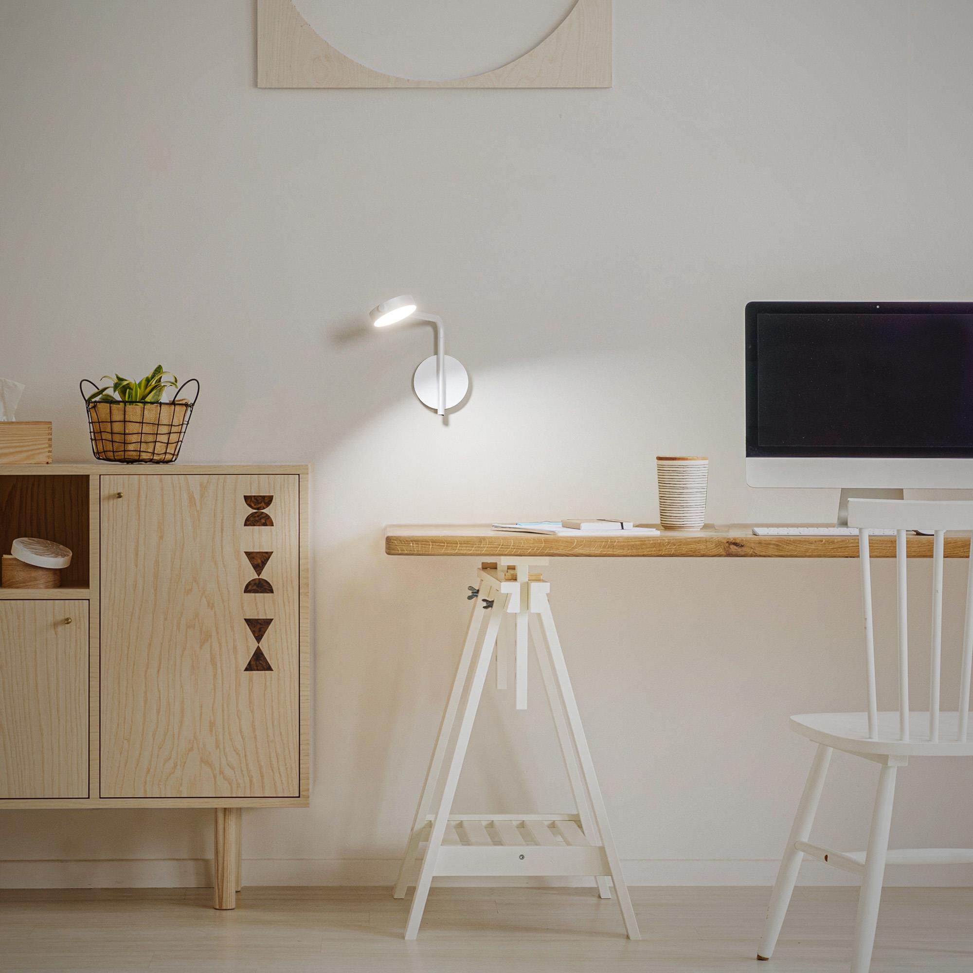 Elbo LED Wall Swing Lamp by dweLED