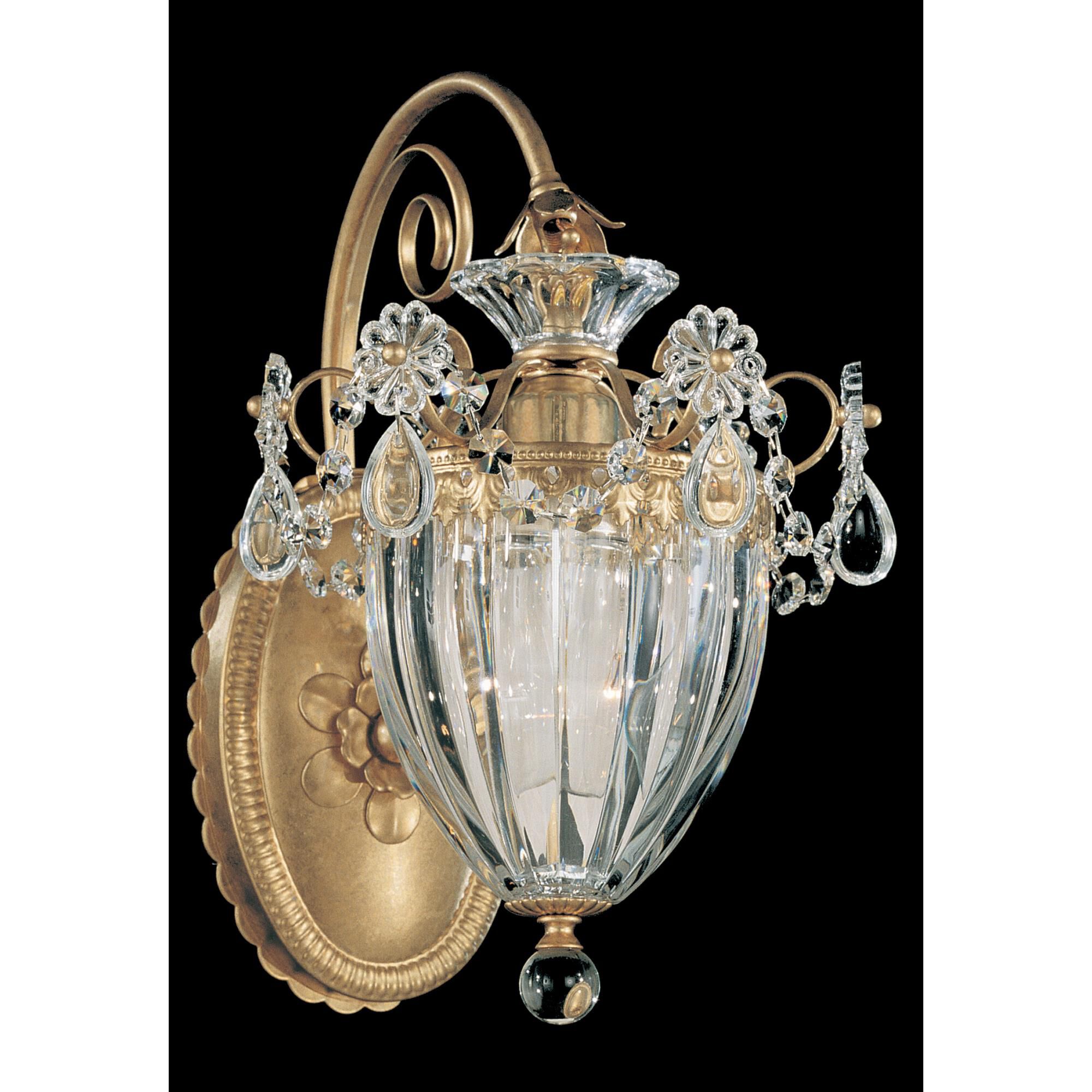 Shown in Heirloom Gold finish and Clear Heritage Handcut crystal