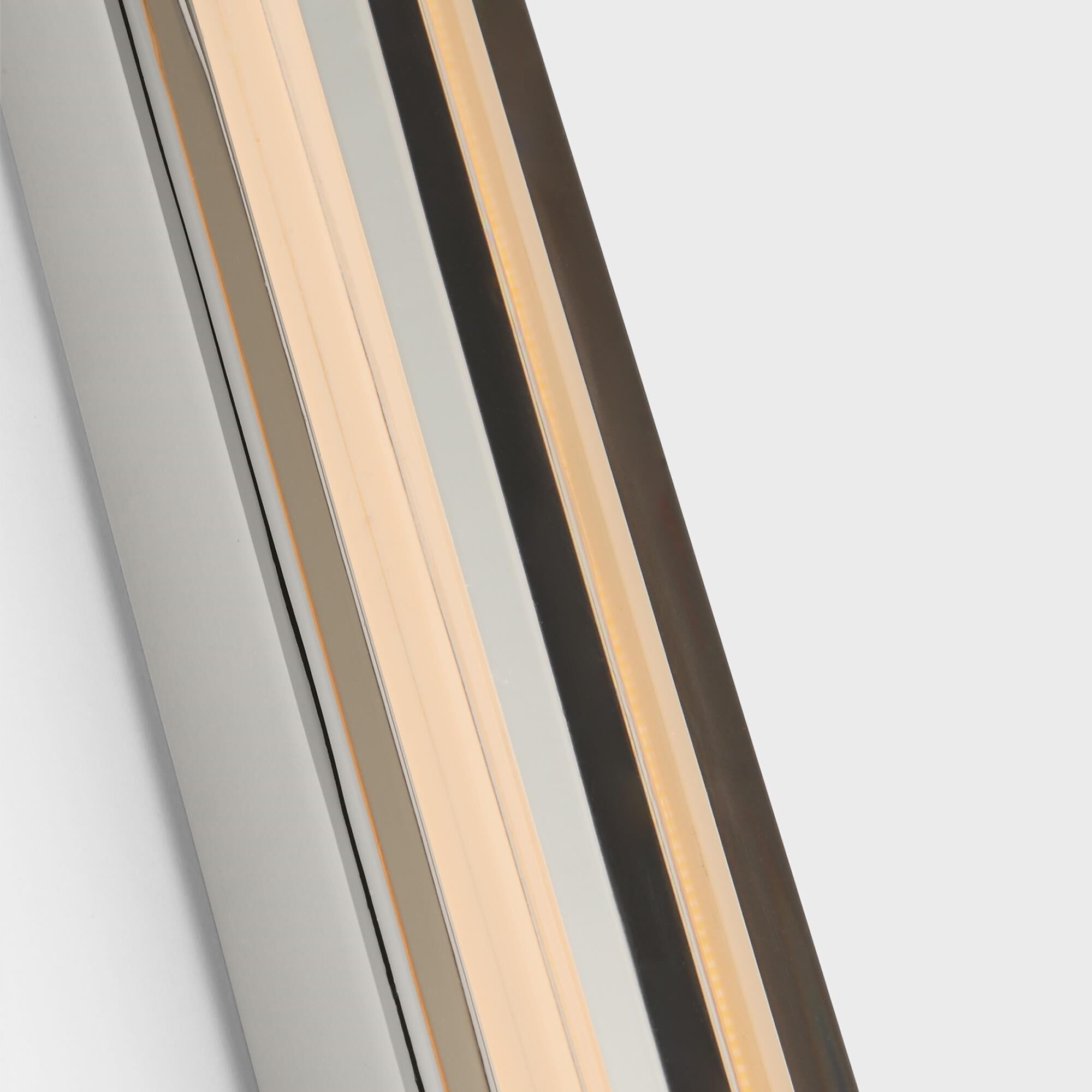 Shown in Polished Nickel finish and Clear Crystal glass
