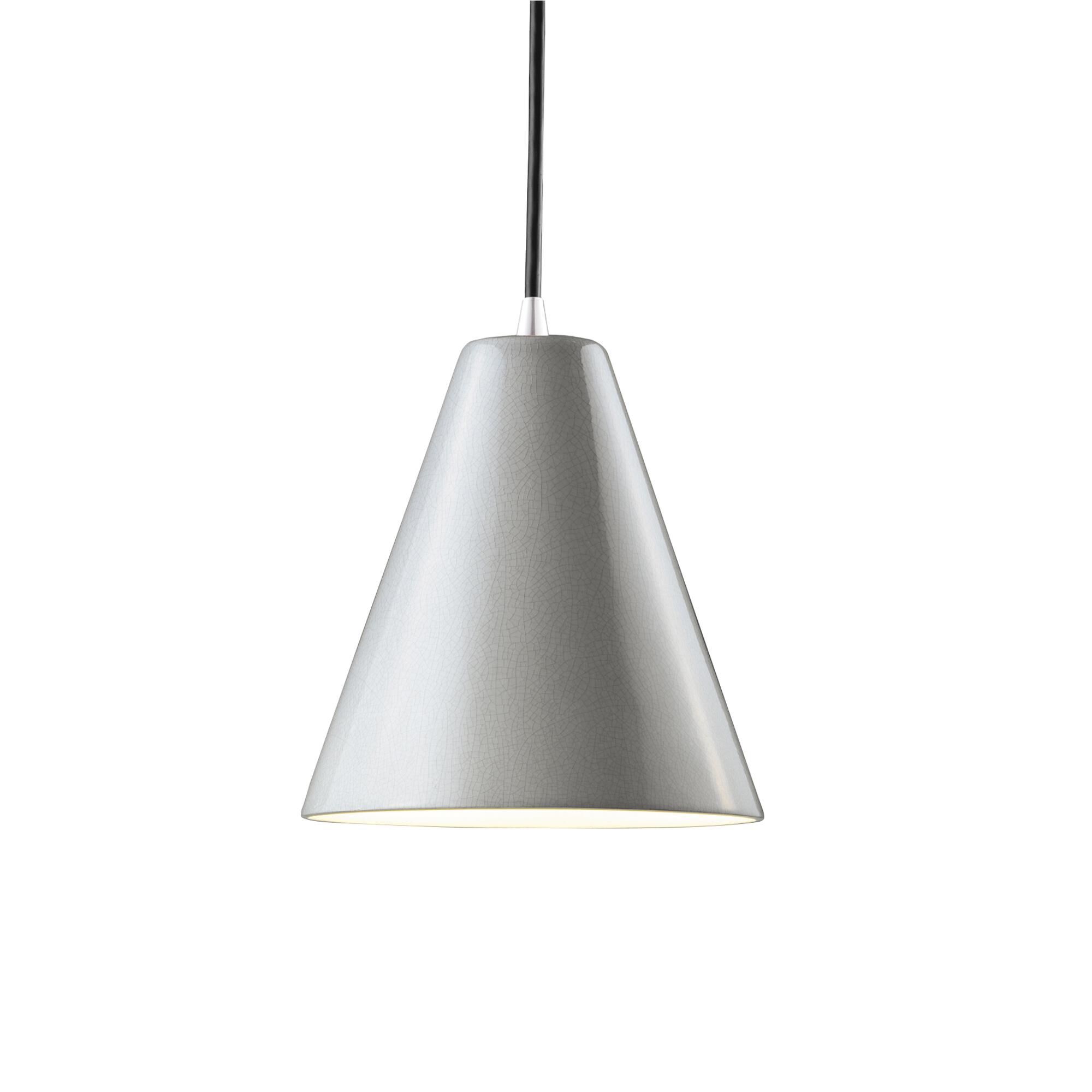 Shown in Polished Chrome finish and White Crackle shade