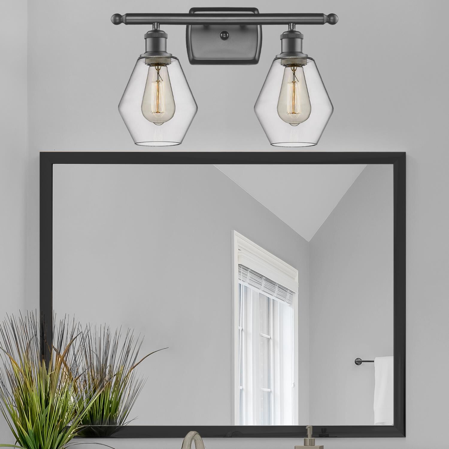 Shown in Oil Rubbed Bronze  finish and Clear glass