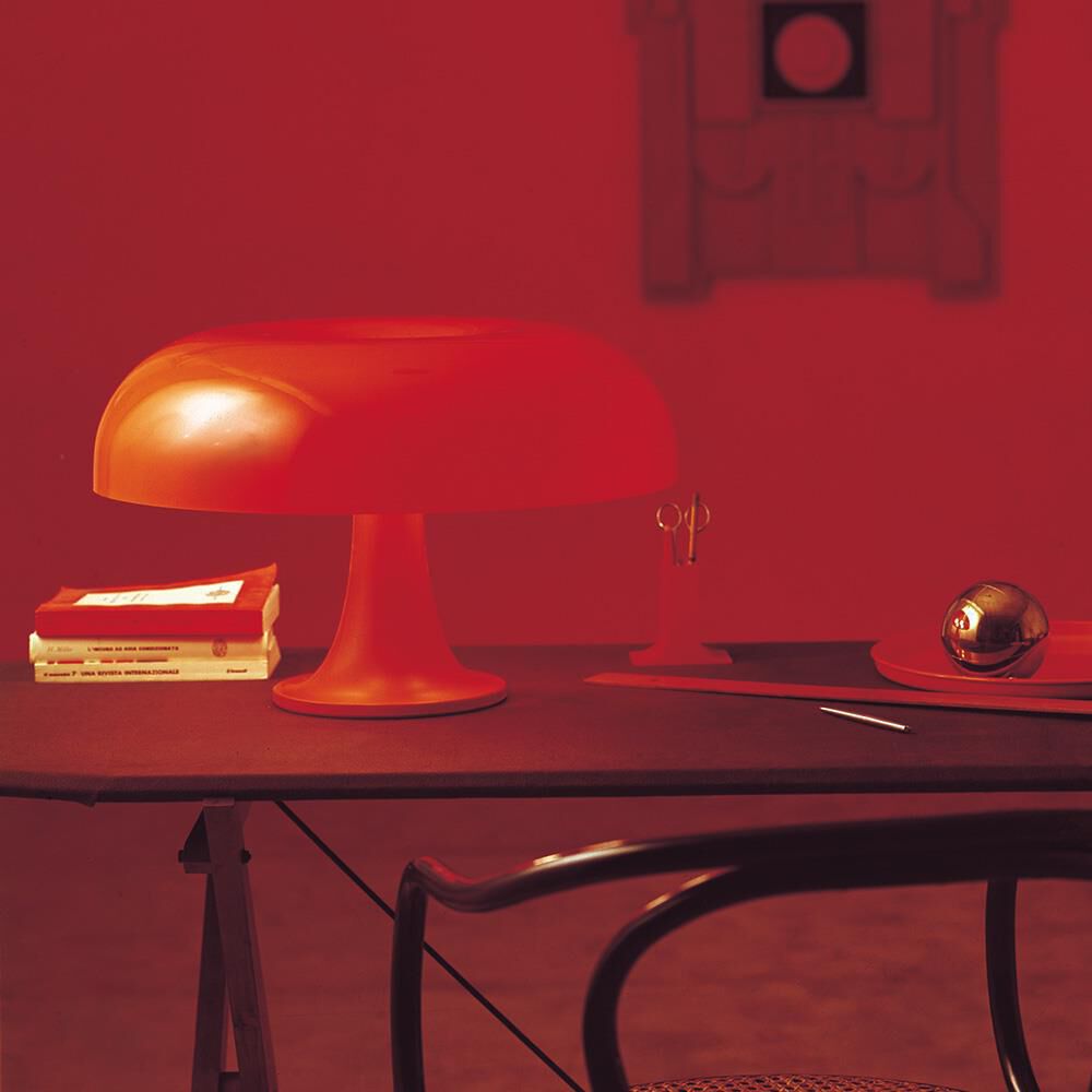 Giancarlo Mattioli, Gruppo Architetti Urbanisti Citta Nuova Nesso 13 Inch Table Lamp by Artemide
