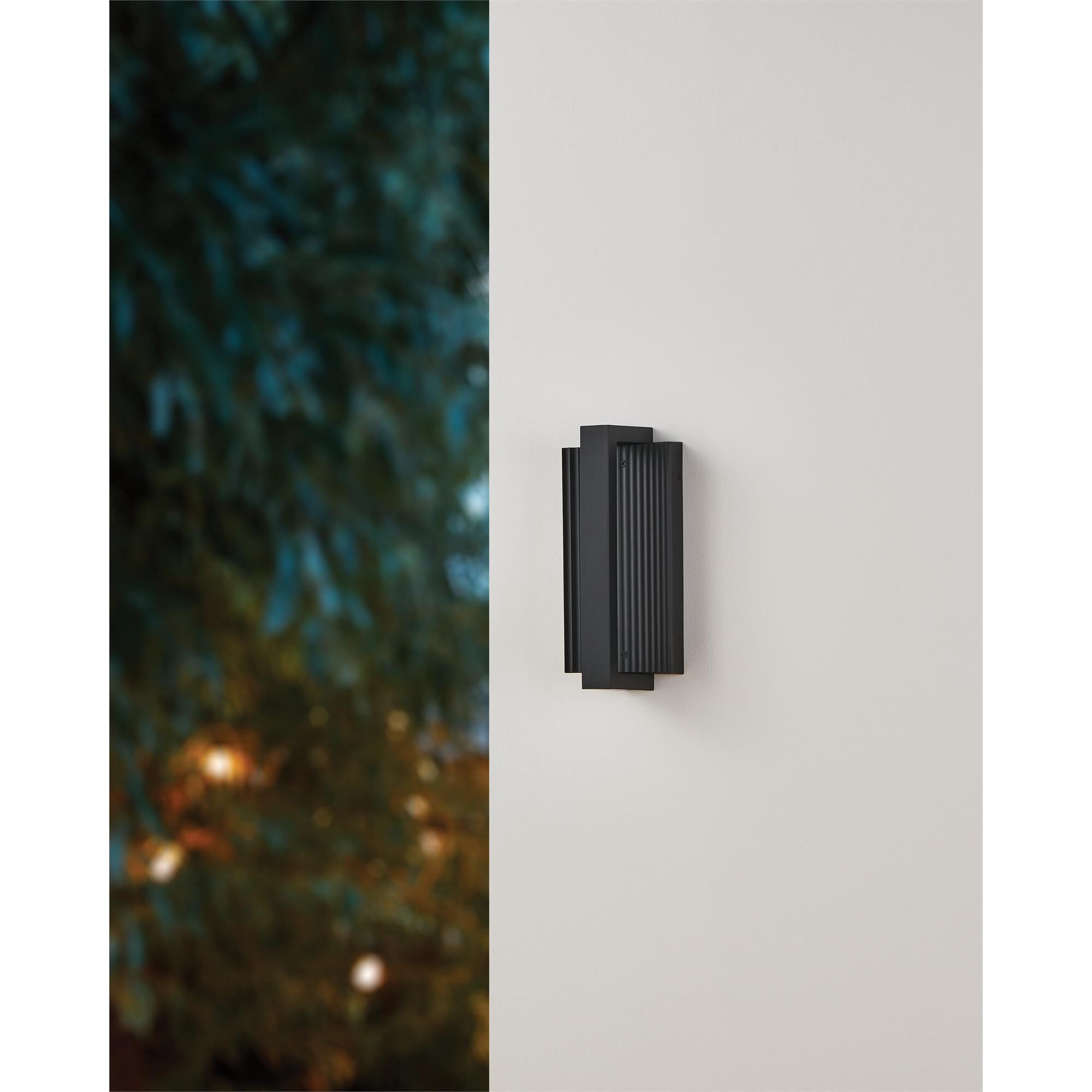 Shown in Matte Black finish and Clear Polycarbonate glass