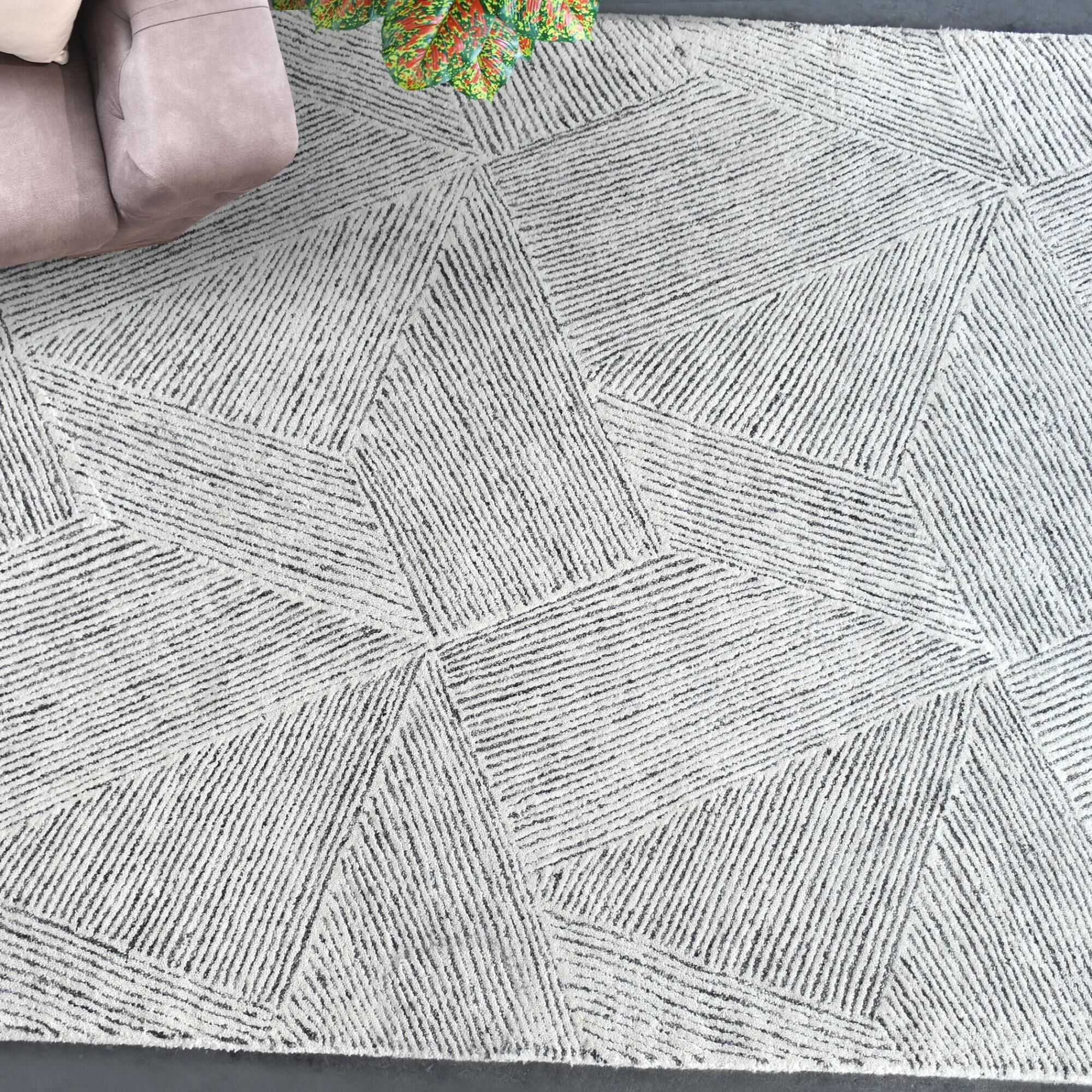 Paonia Area Rug by Uttermost