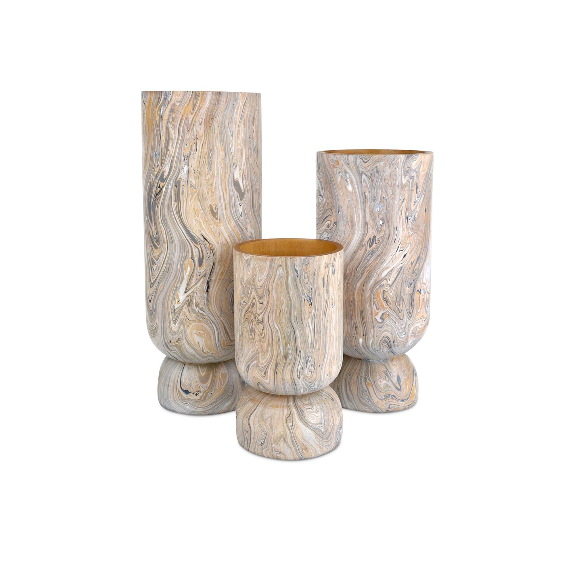 Shown in Dark Brown/Natural finish