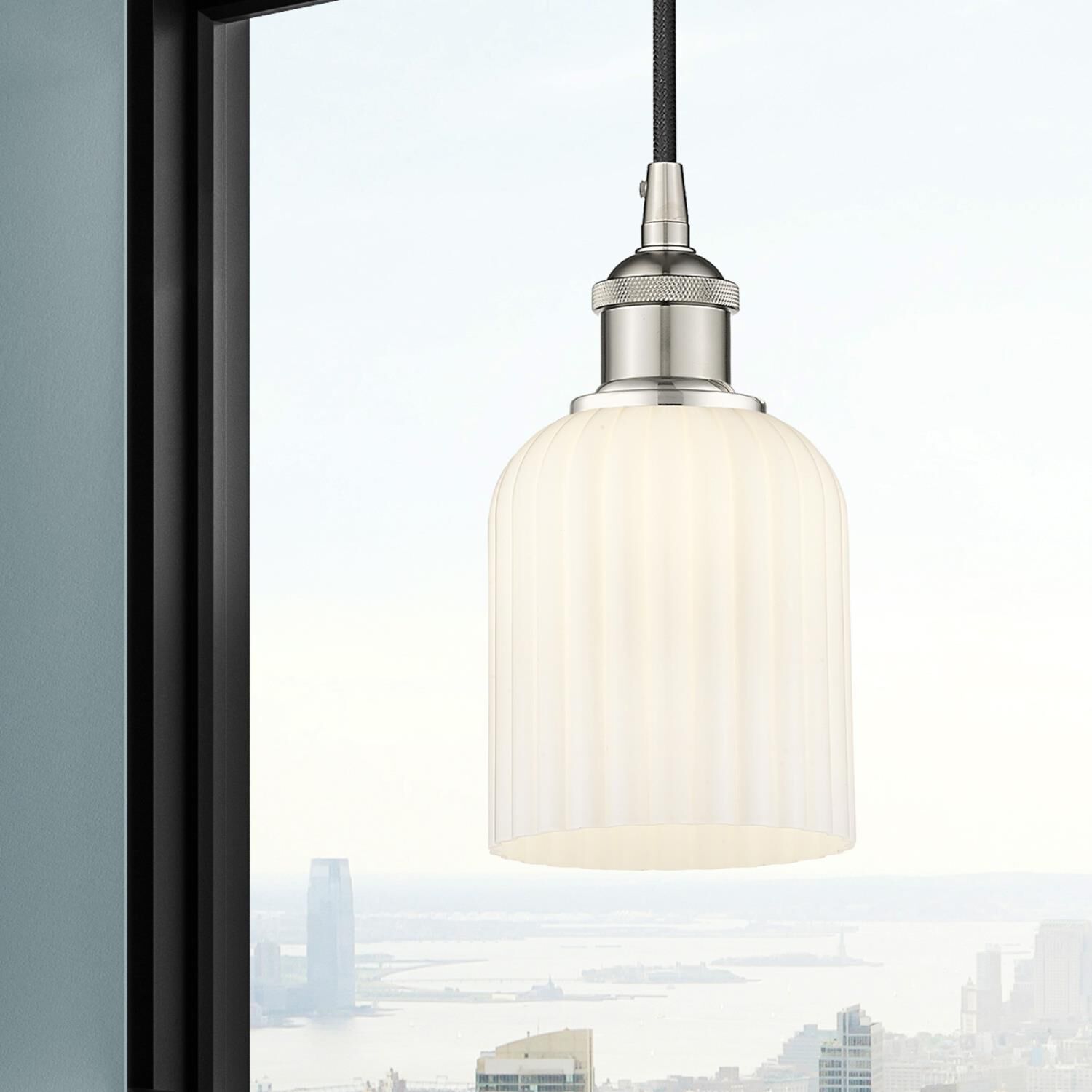 Shown in Polished Nickel finish and Gloss White glass