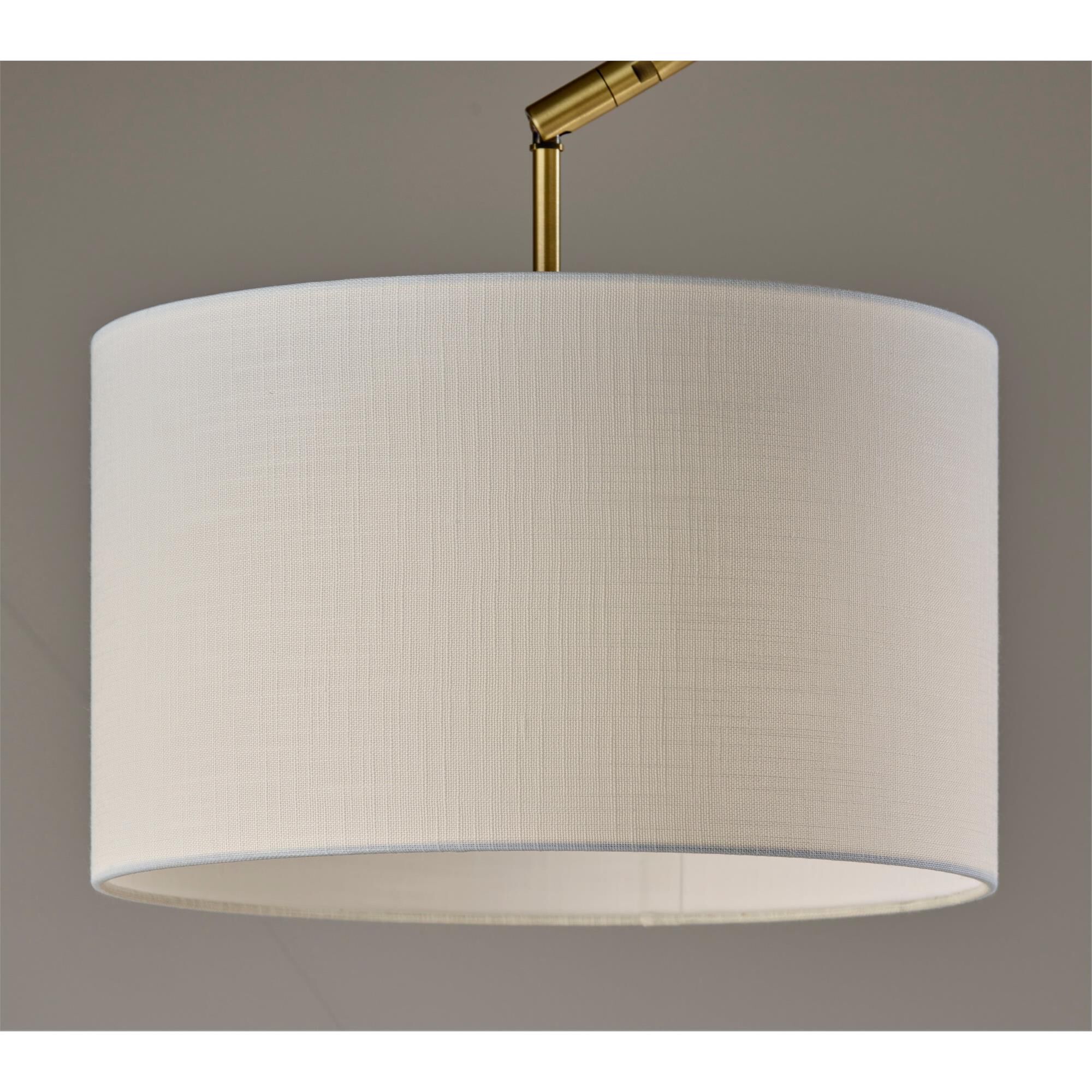 Chrystie Arc Lamp,