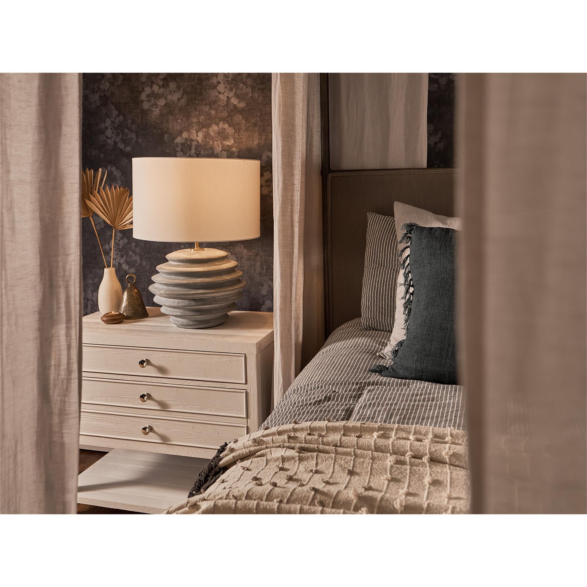 Canyon Medium Table Lamp,