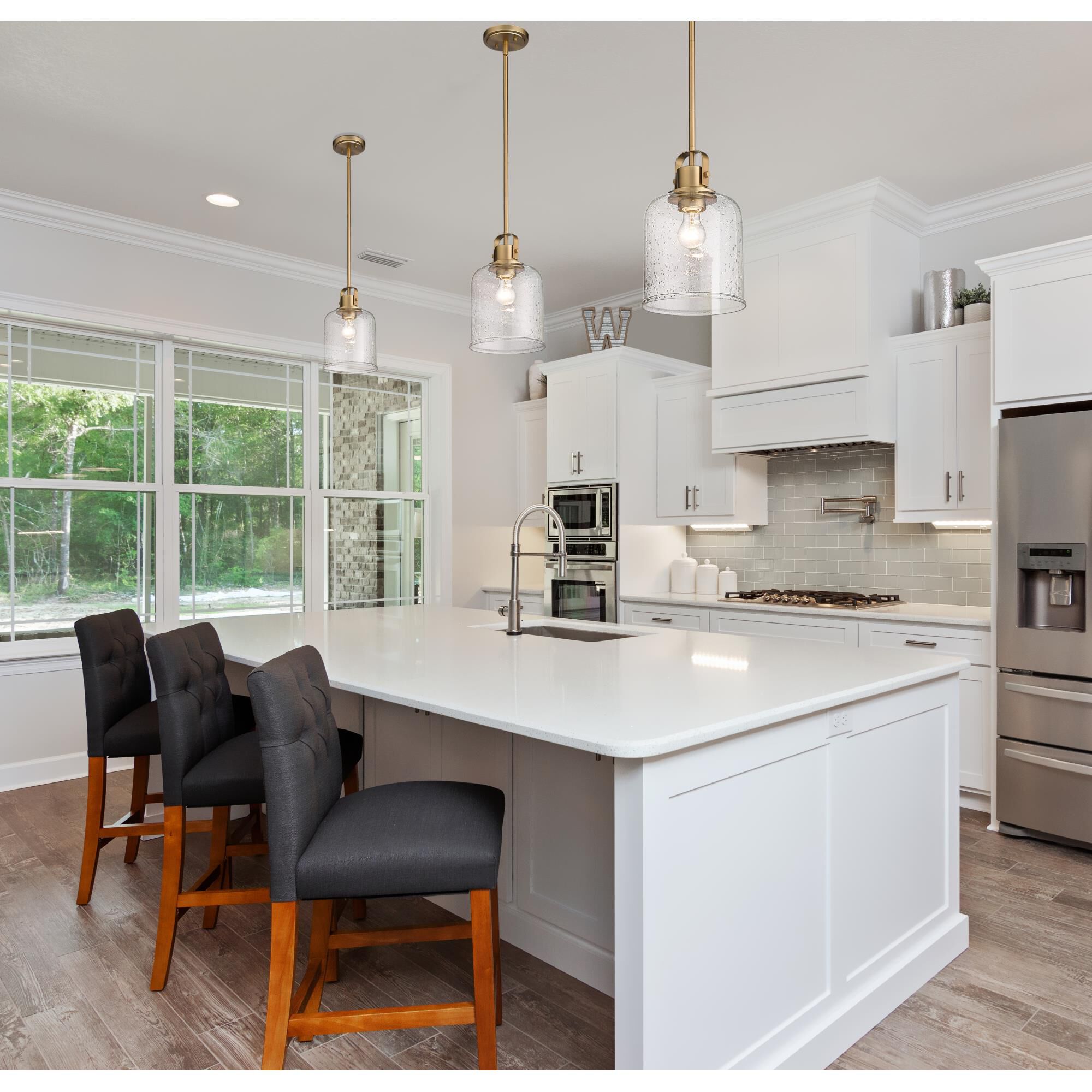 Shown in Heirloom Gold finish and Clear Seeded glass and No Shade shade