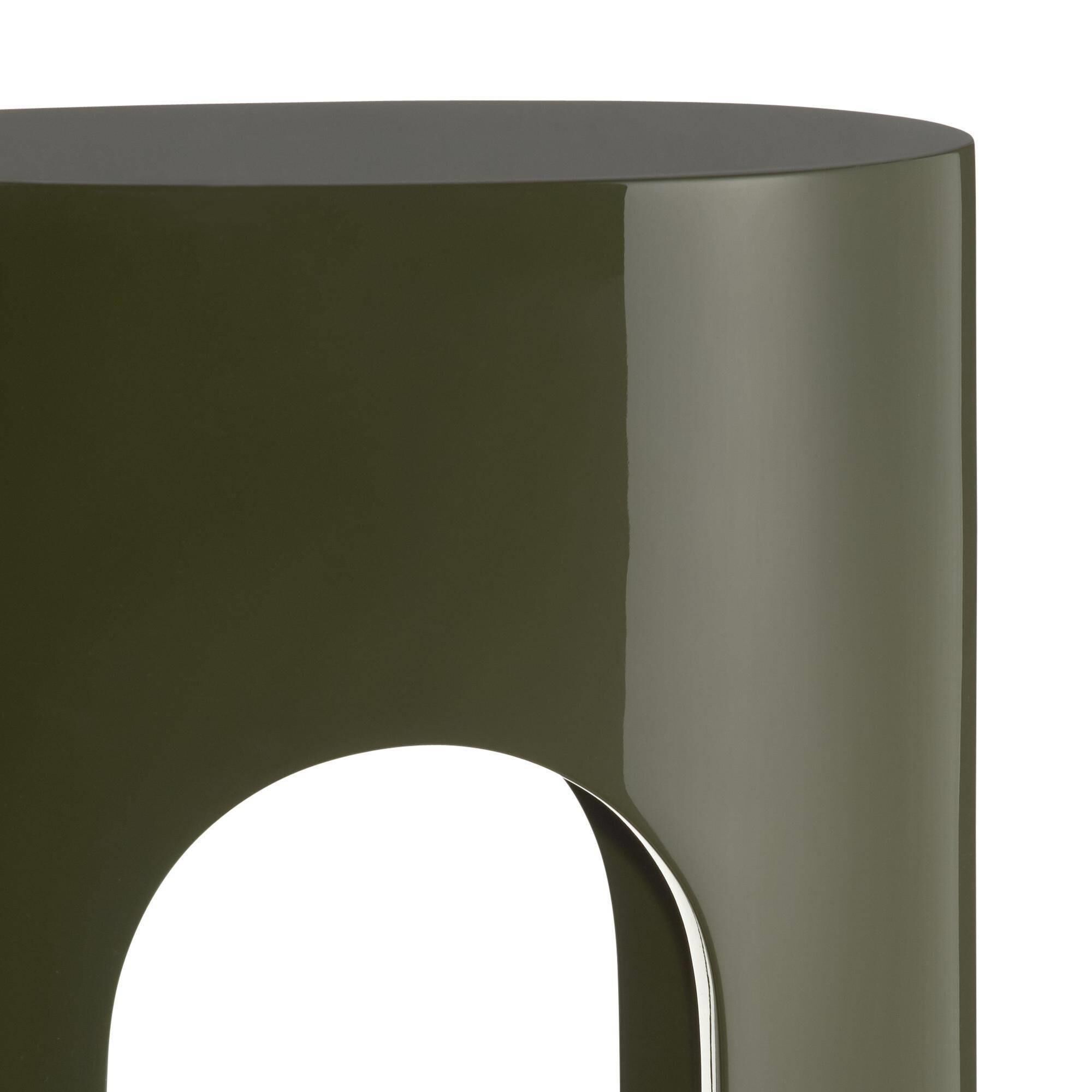 Shown in Dark Moss finish