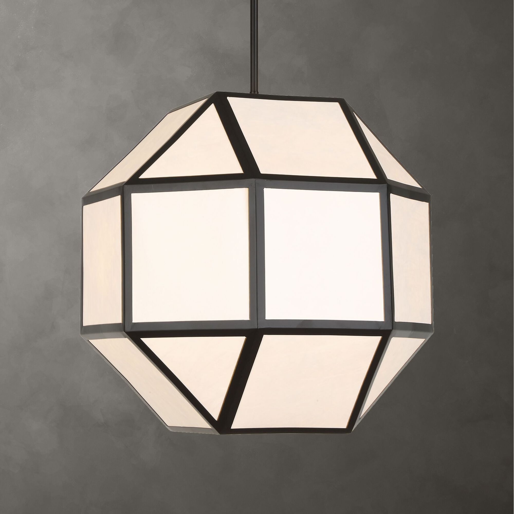 Hoi Medium Pendant Light,