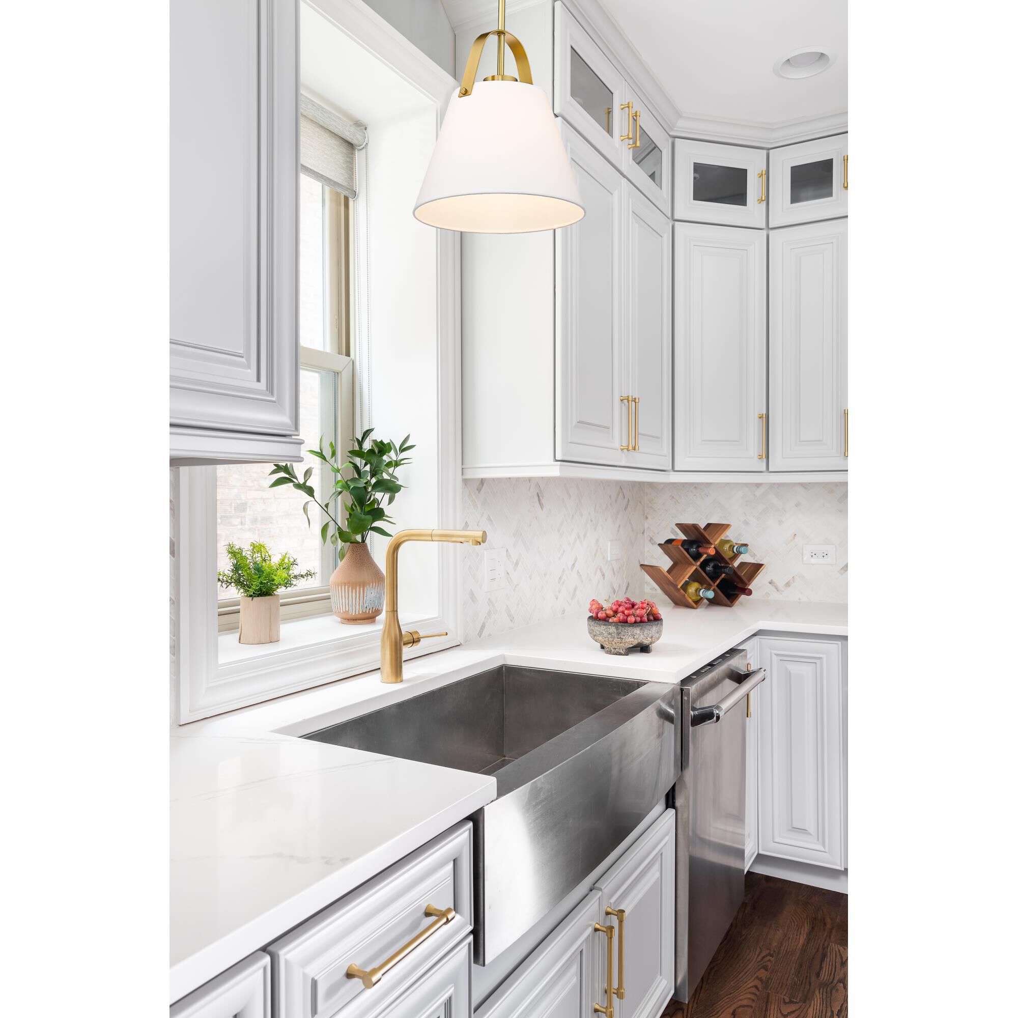 Shown in Heritage Brass finish and Ivory glass