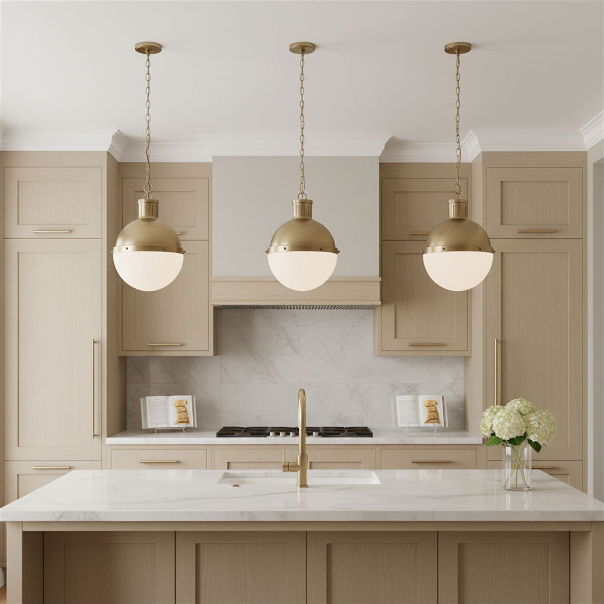 Hanks Large Pendant,