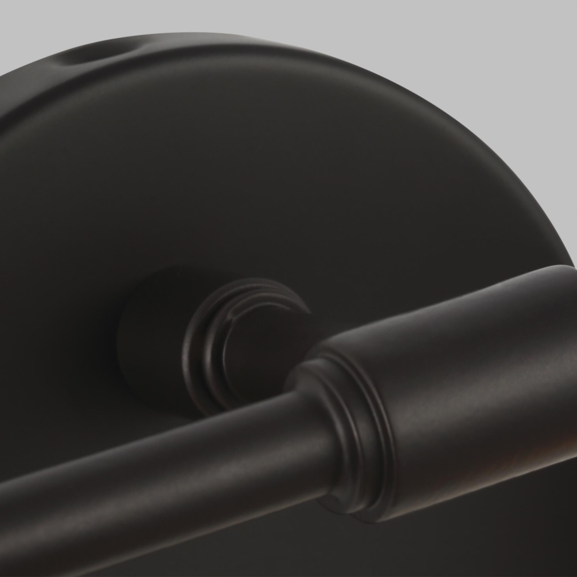 Shown in Oil Rubbed Bronze finish and Clear Seeded glass