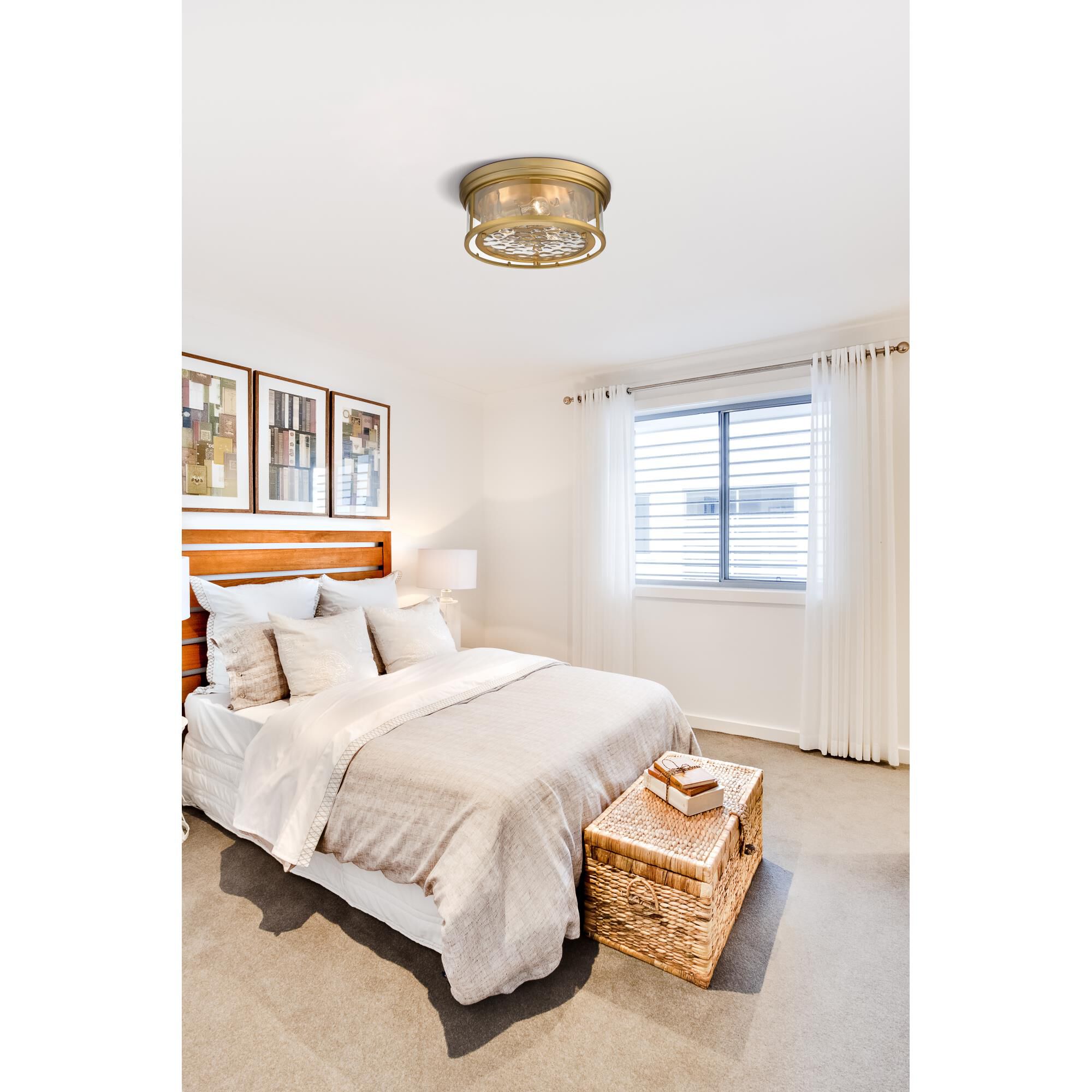 Shown in Olde Brass finish and Inner Clear Water and Outer Clear glass and No Shade shade