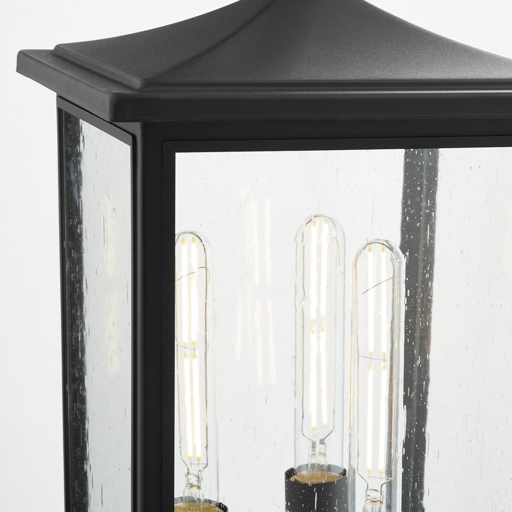 Shown in Noir finish