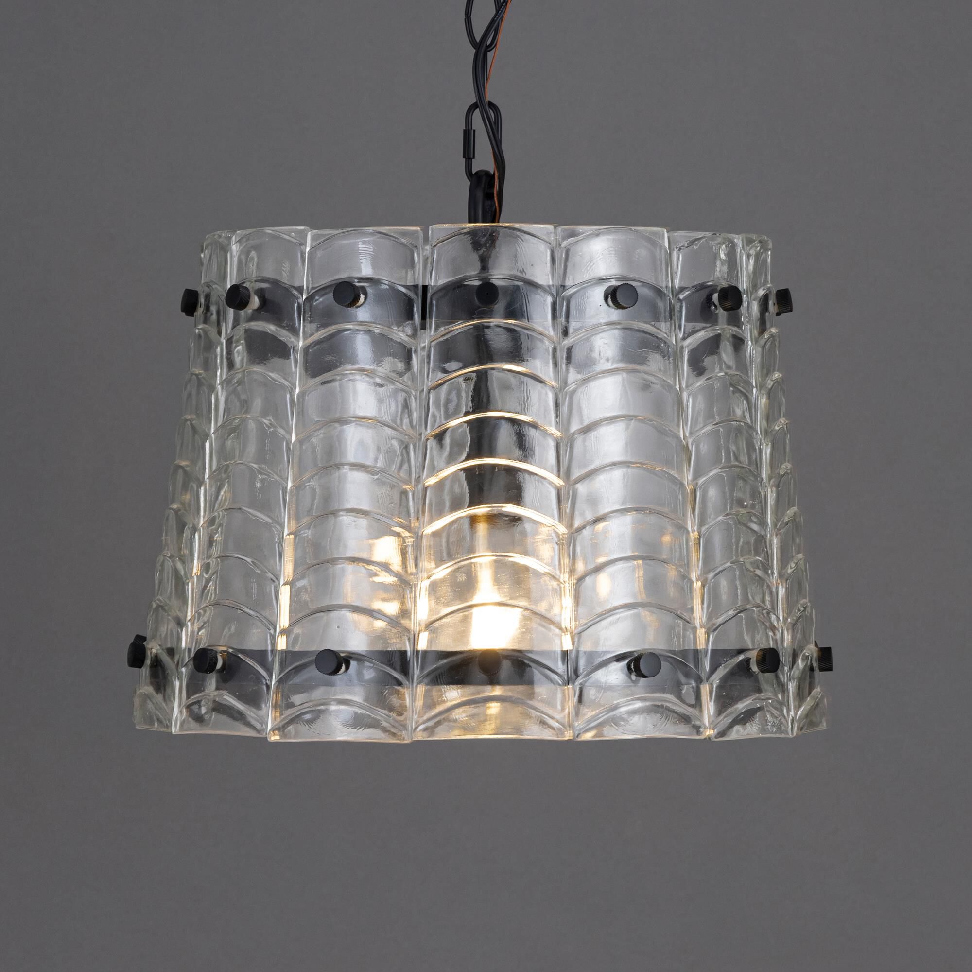 Shown in Bronze finish and Clear glass