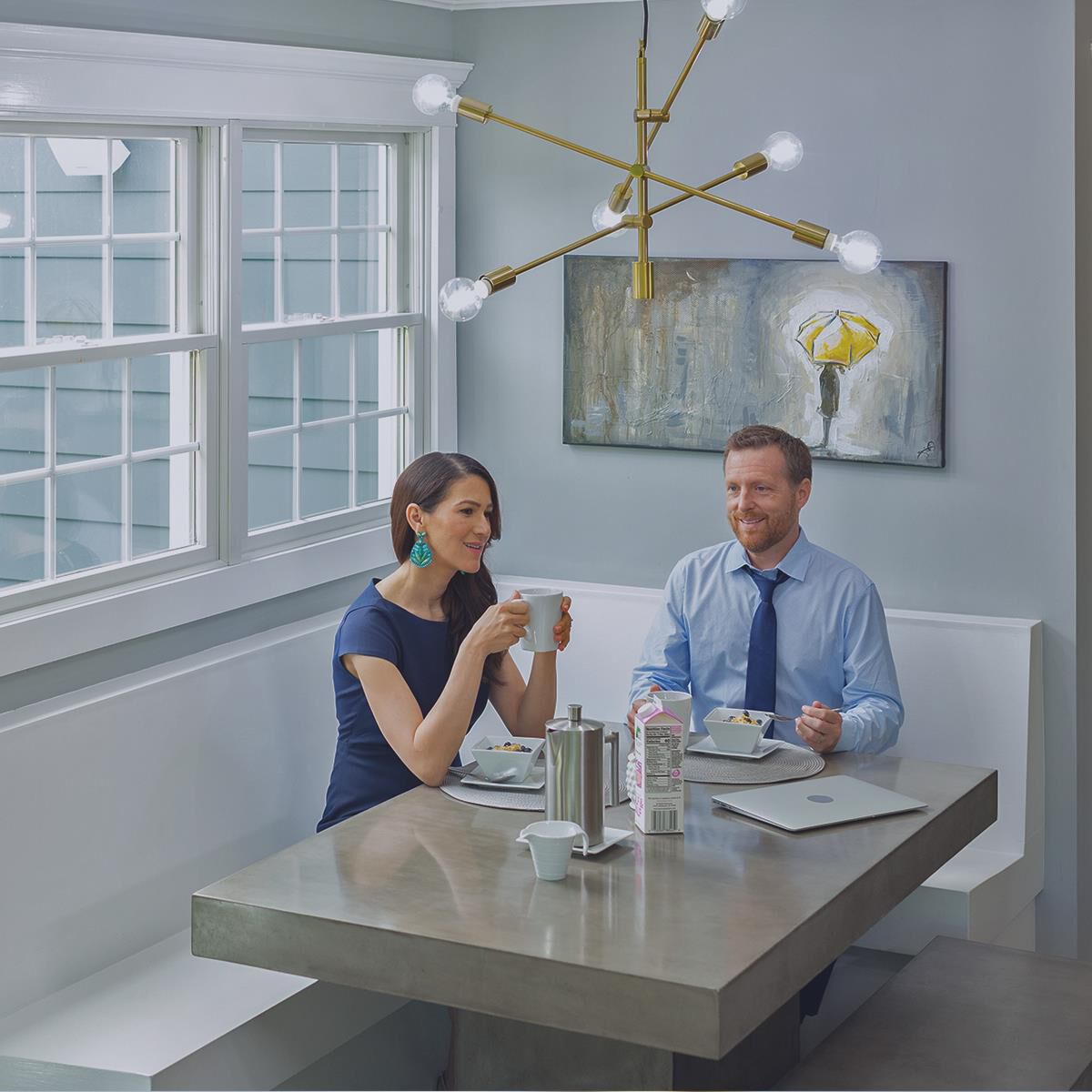 8 Watt 2200-6500K G25 LED Light Bulb,