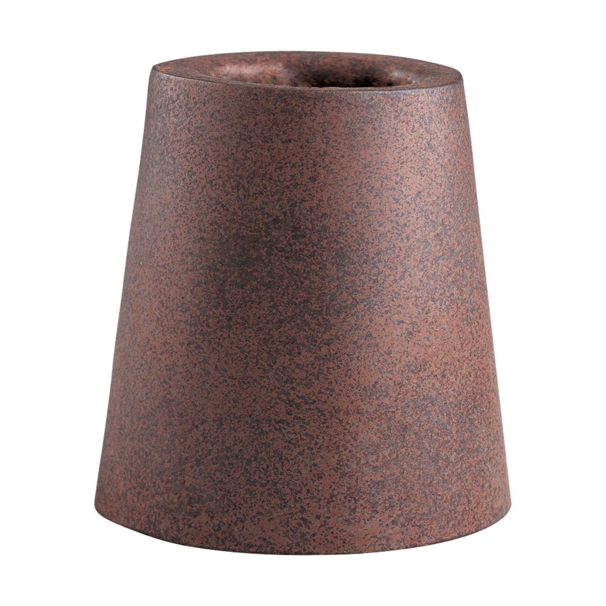 Shown in Cobblestone finish 