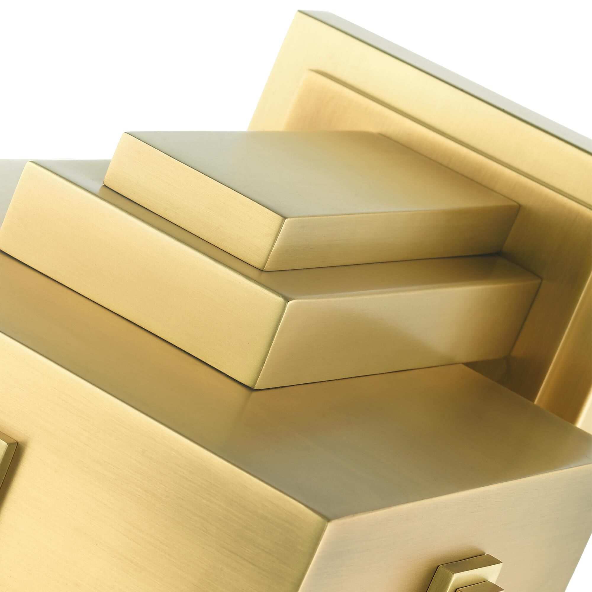 Shown in Natural Brass finish and Clear glass