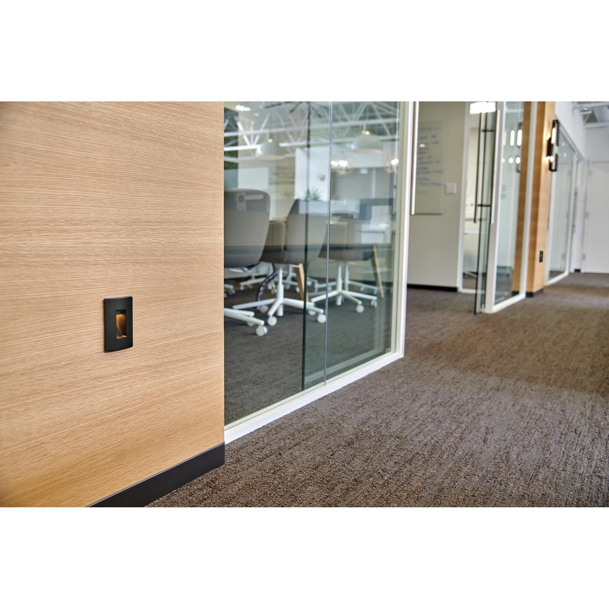 Hinkley Lighting Luna 4 Watt LED Deck Light