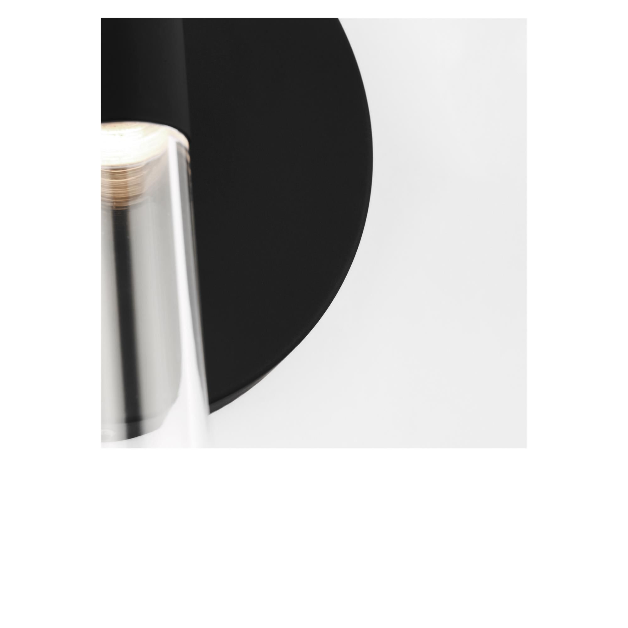 Shown in Midnight Black finish and Clear Polycarbonate Lens shade