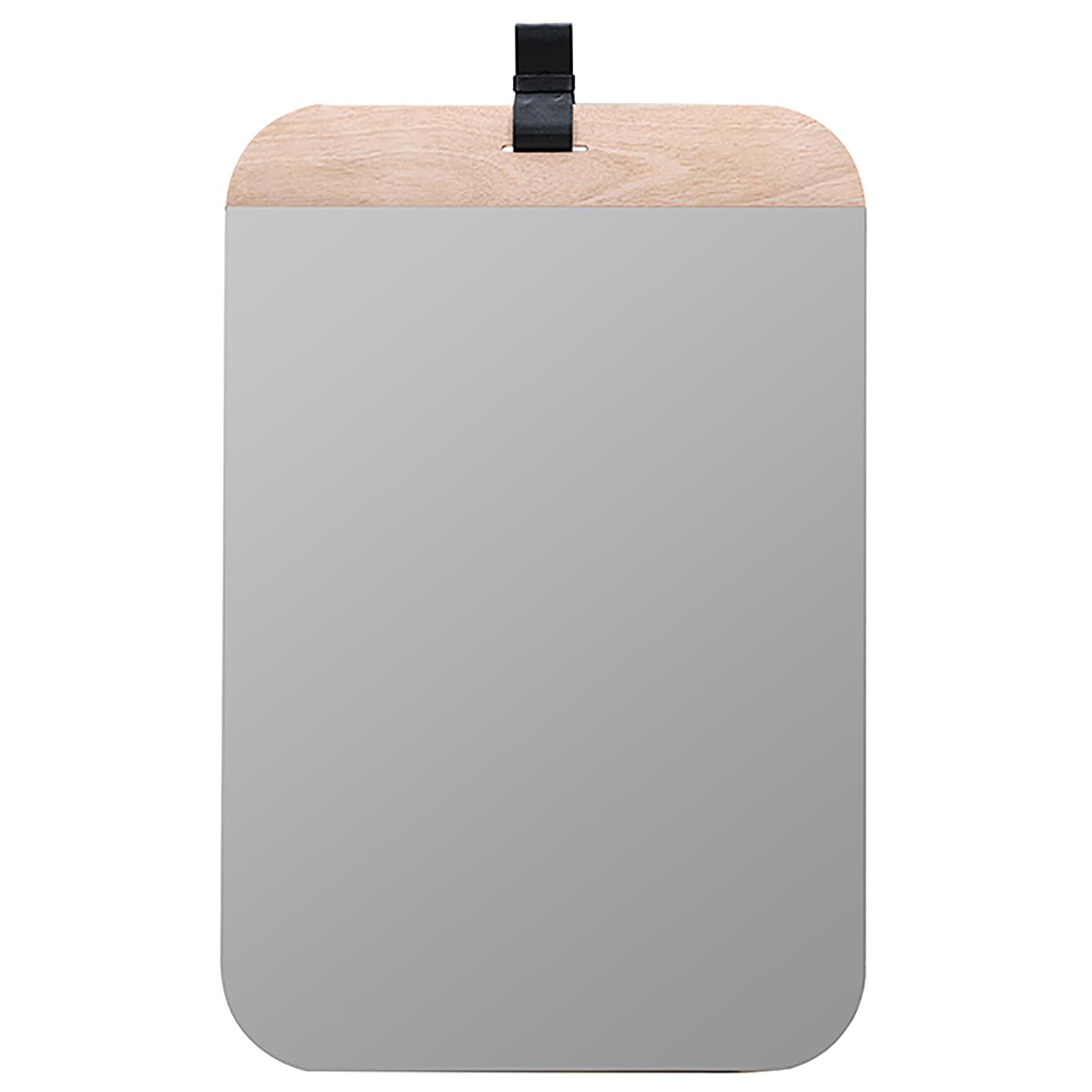 Shown in Blonde Wood With Leather Accent finish