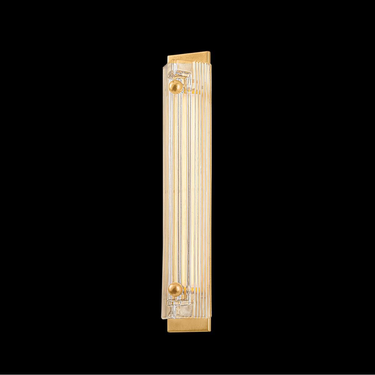 Shown in Vintage Gold Leaf finish and Piastre shade