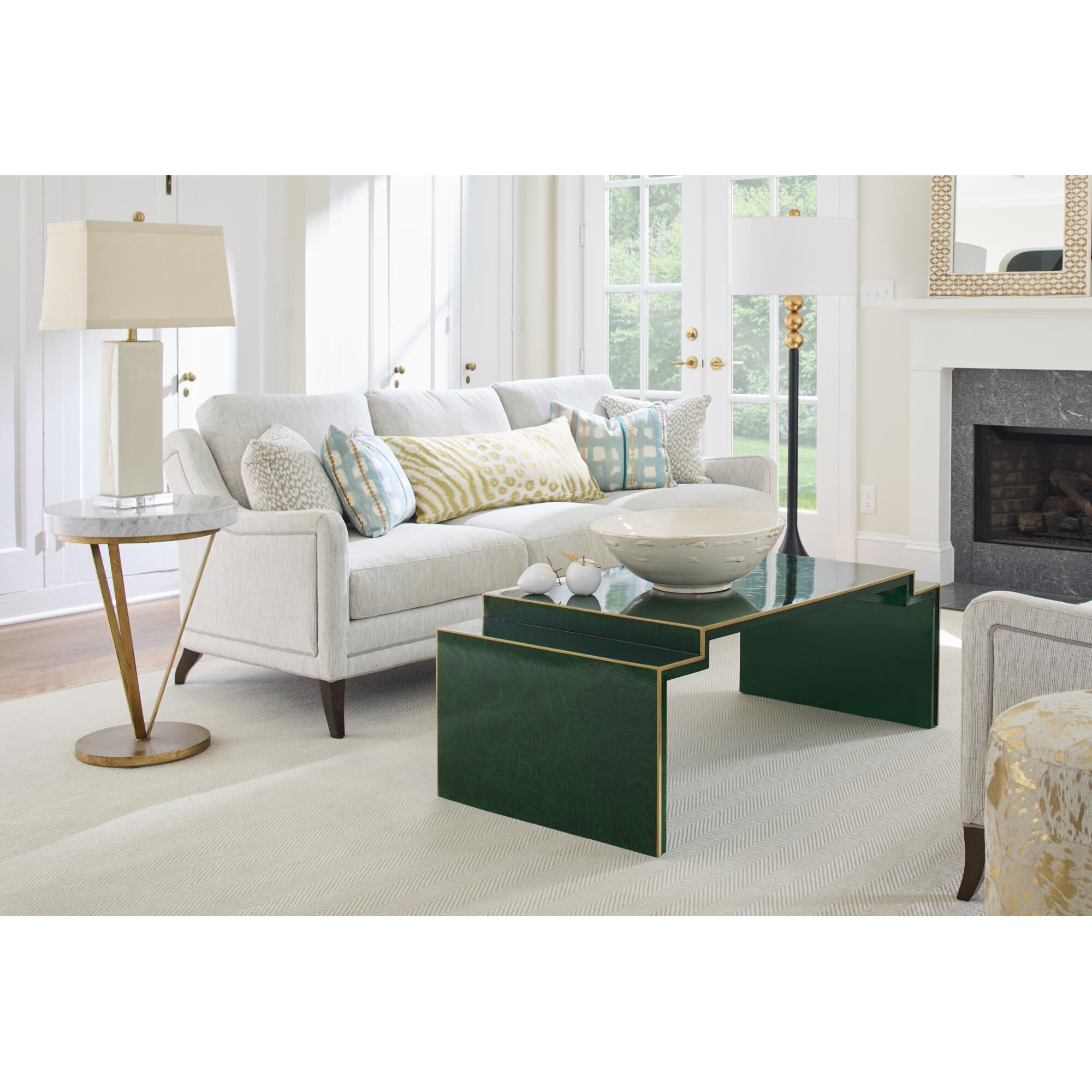 Shown in Black/Antique Gold finish and Off White shade