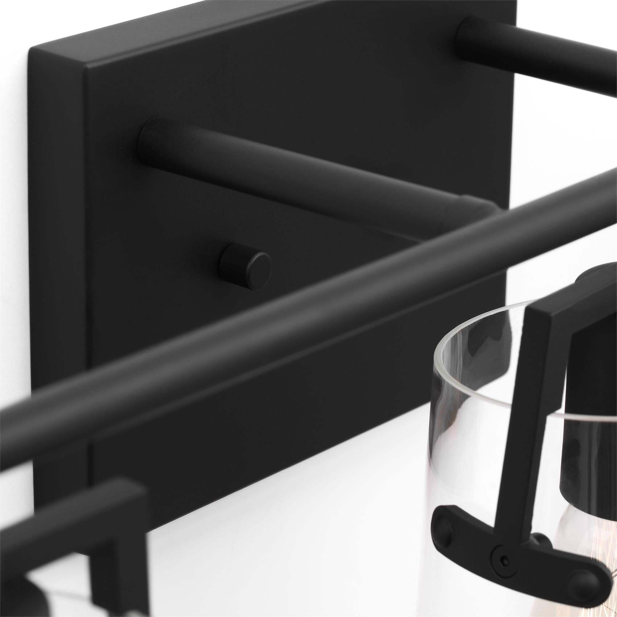 Shown in Midnight Black finish and Clear Glass s shade