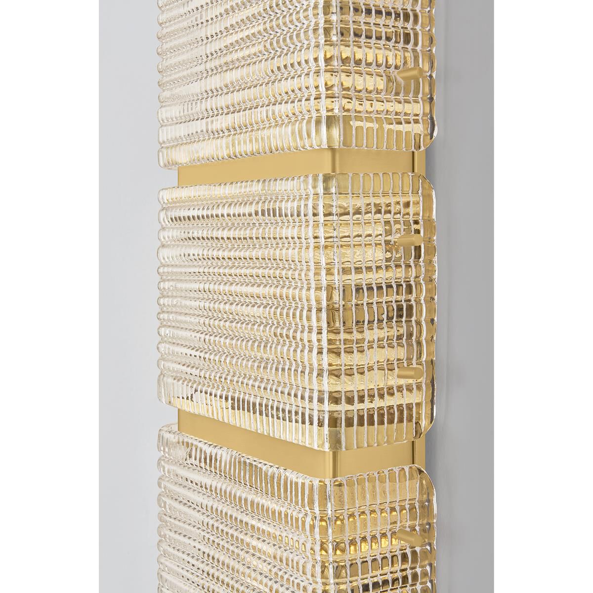 Shown in Vintage Brass finish and Piastre glass