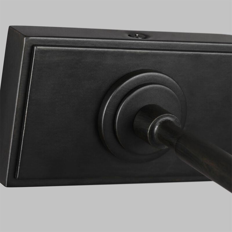 Chapman & Myers Kenyon 18 Inch Picture and Display Light by Visual Comfort Studio Collection