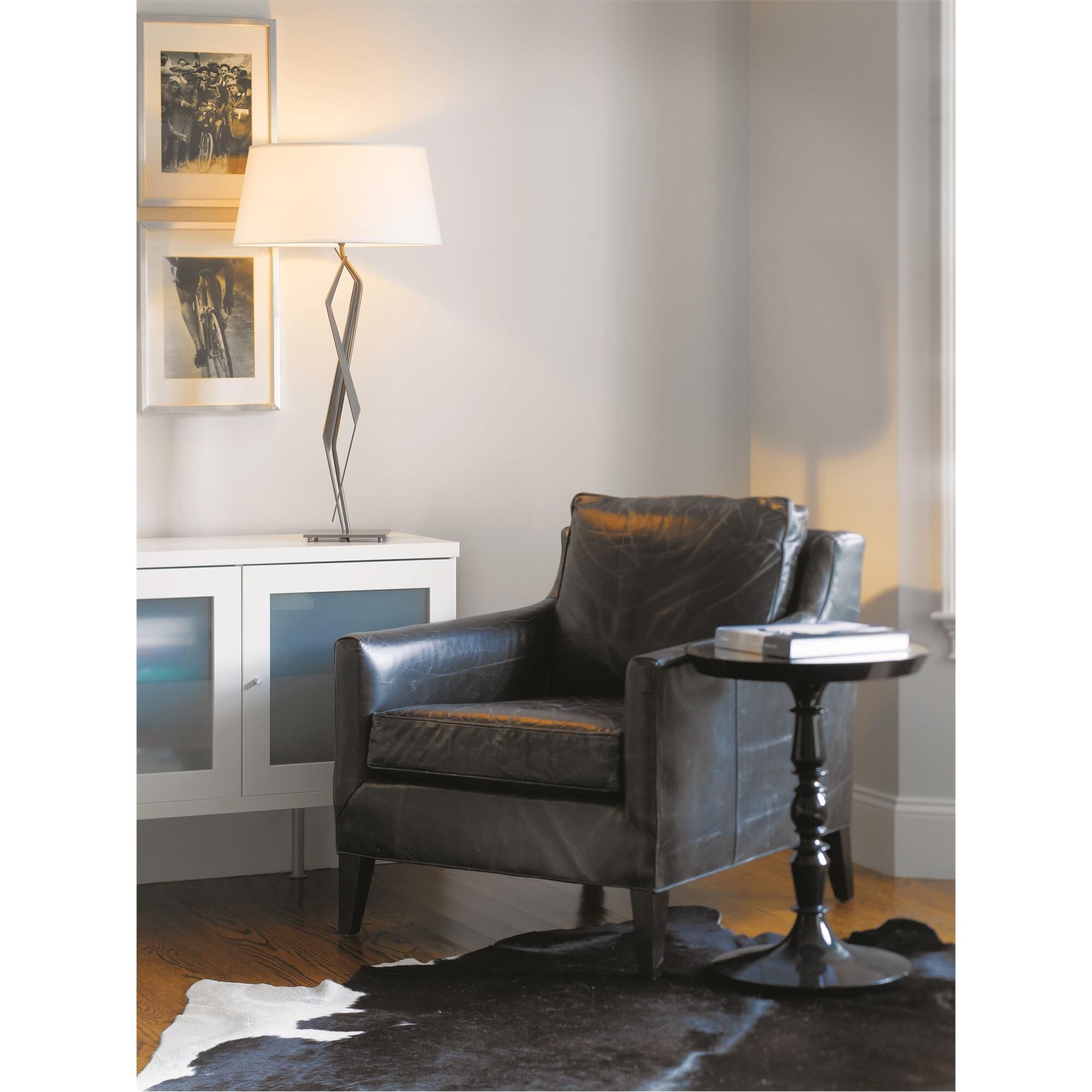 Shown in Dark Smoke finish and Flax shade