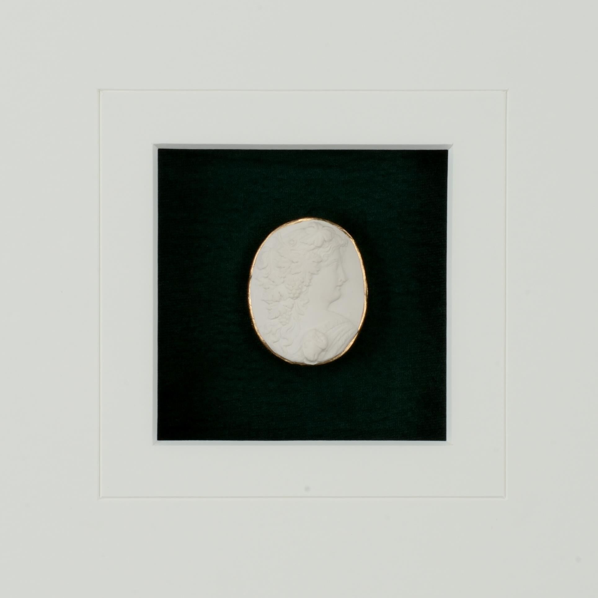 Shown in Gold Leaf finish and Clear glass