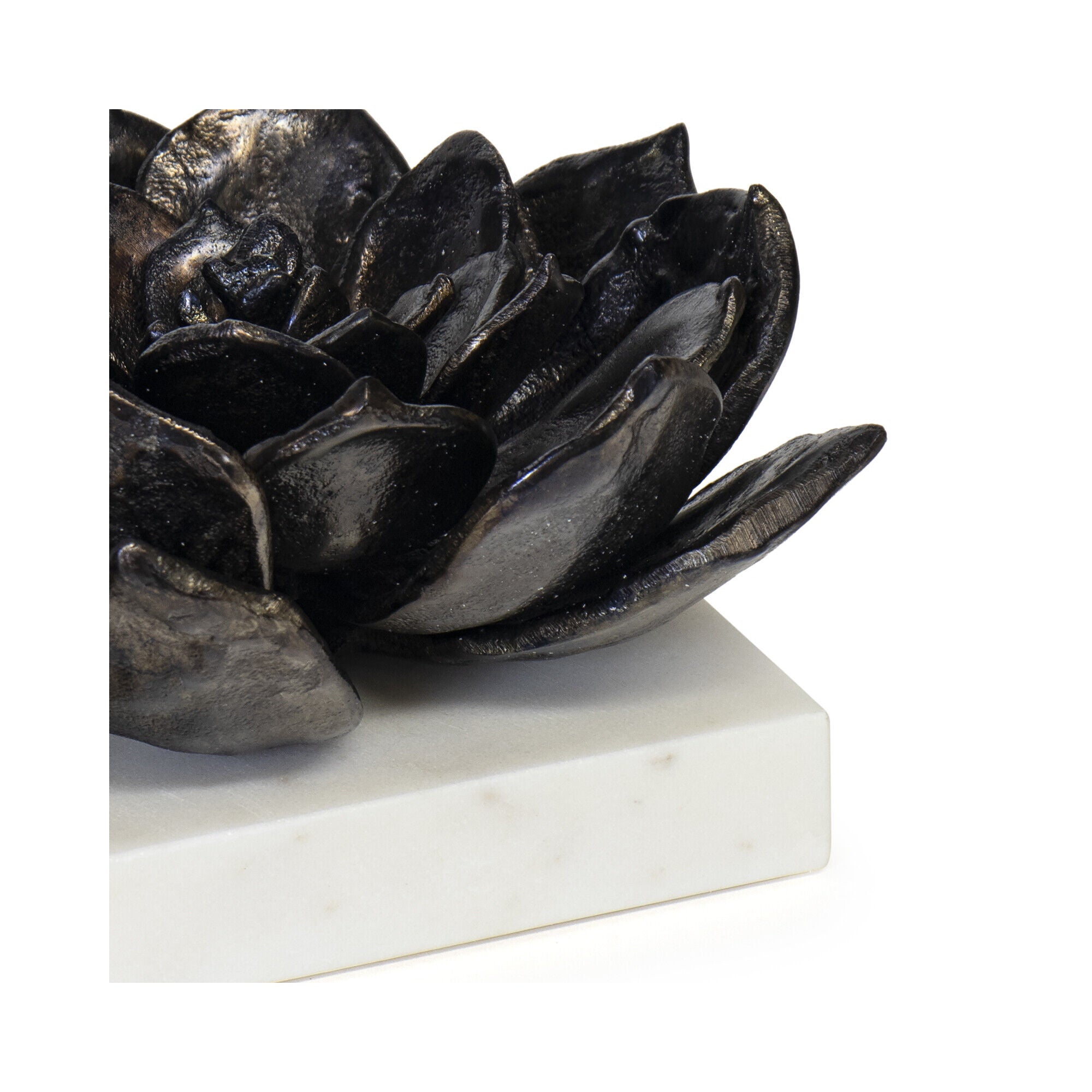 Shown in Blackend Zinc finish