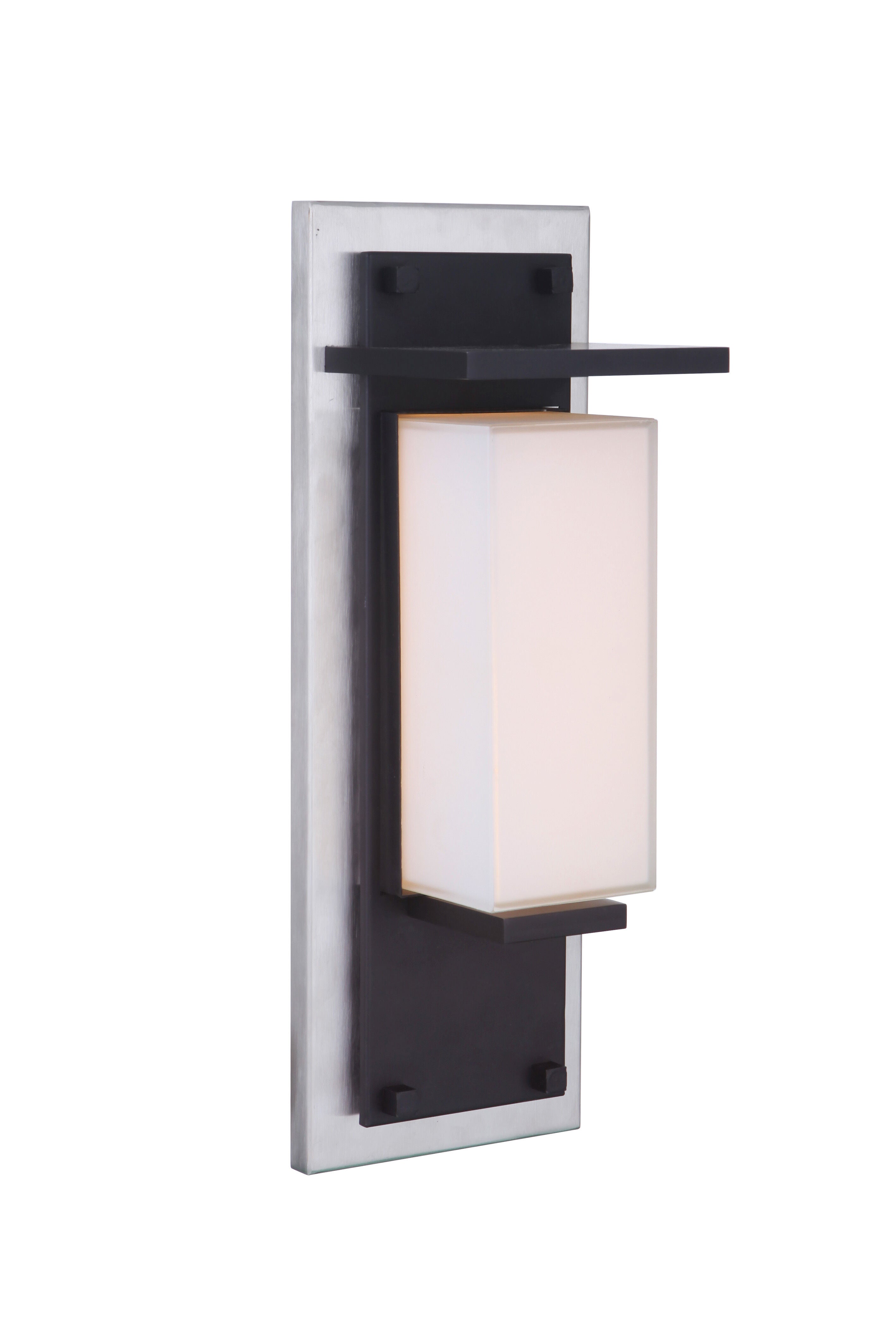 Shown in Stainless Steel and Midnight finish