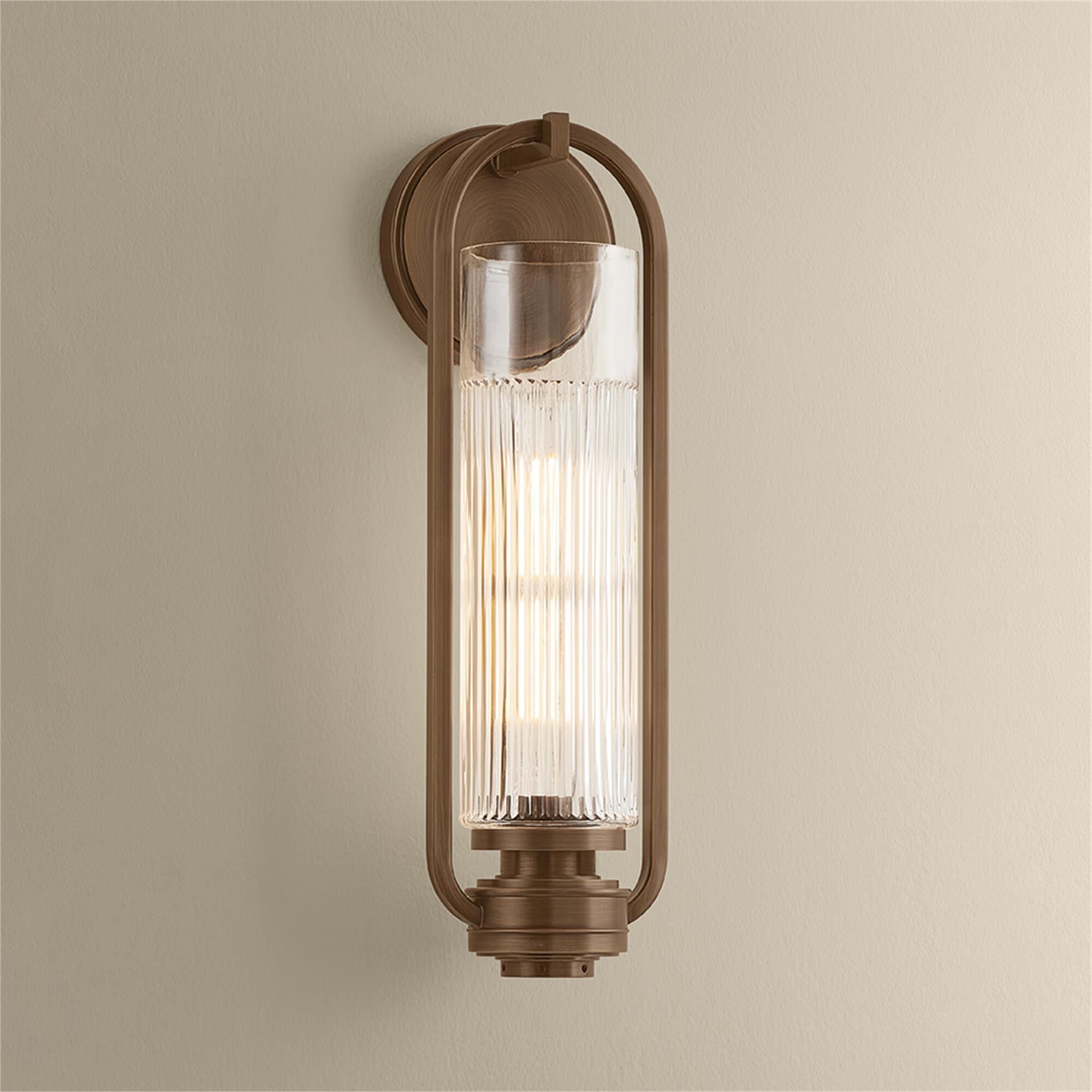 Shown in Historic Bronze finish and Clear Optic glass