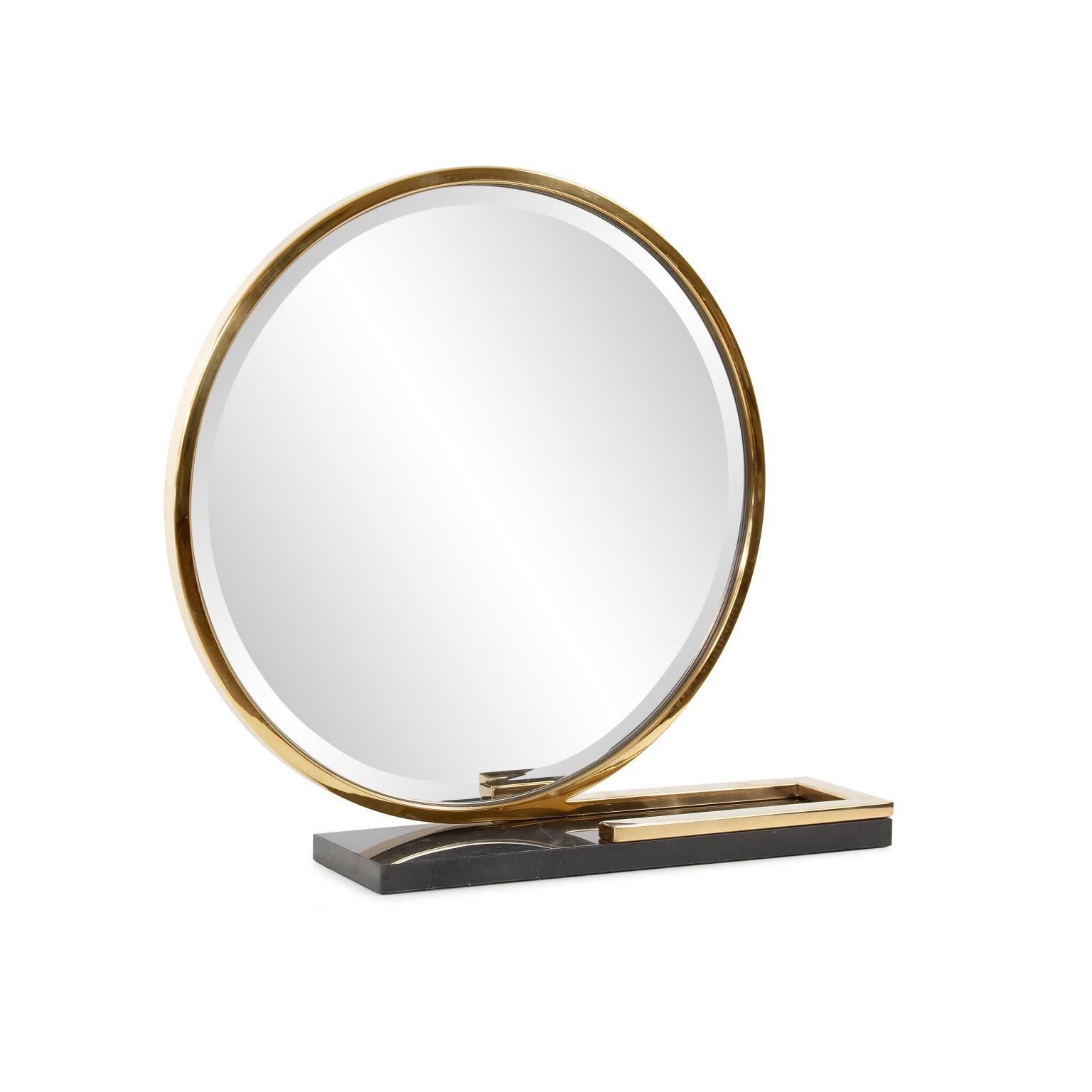 Shown in Brushed finish